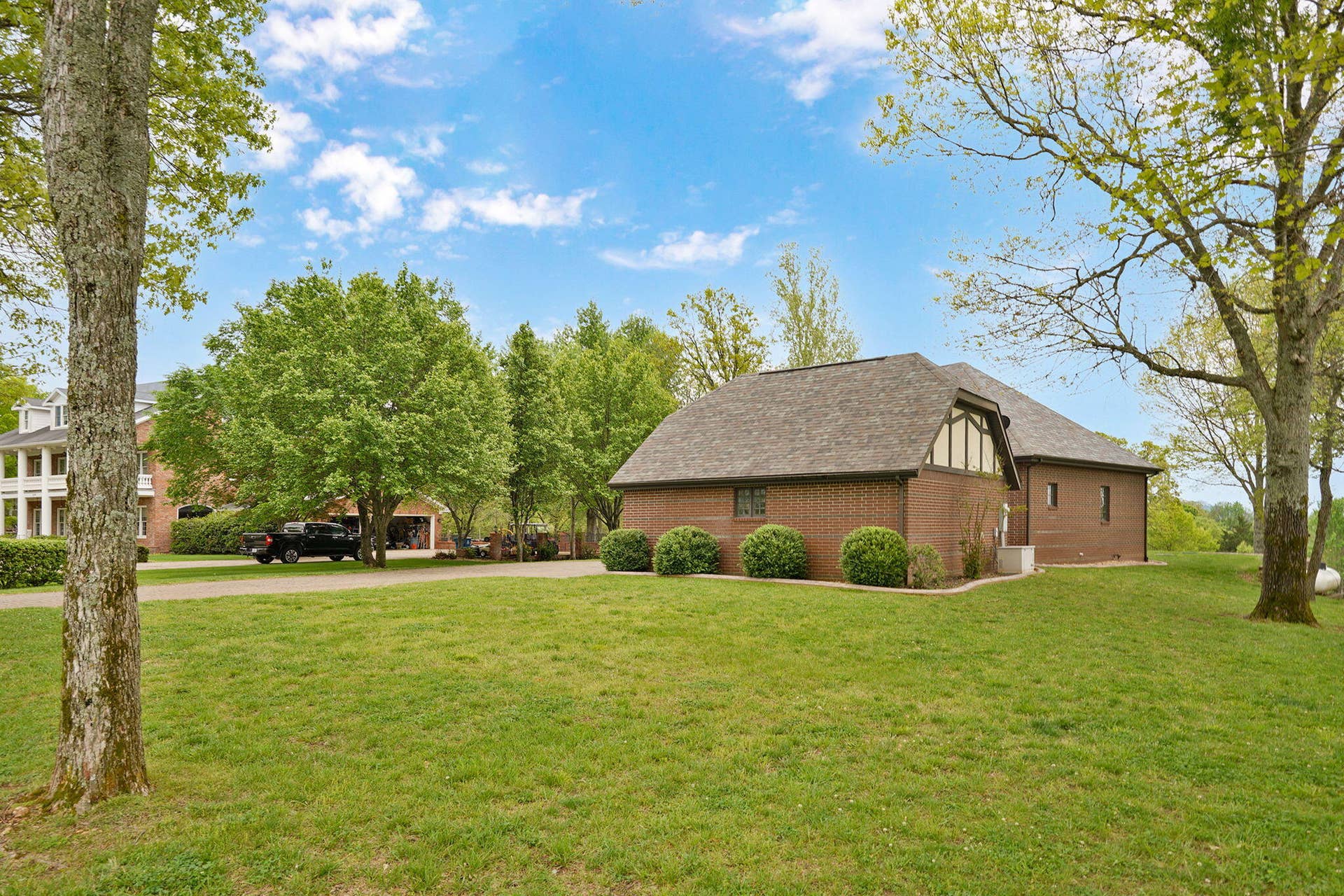 1340 Little Aunts Creek Road, Kimberling City, MO 65686 Side View