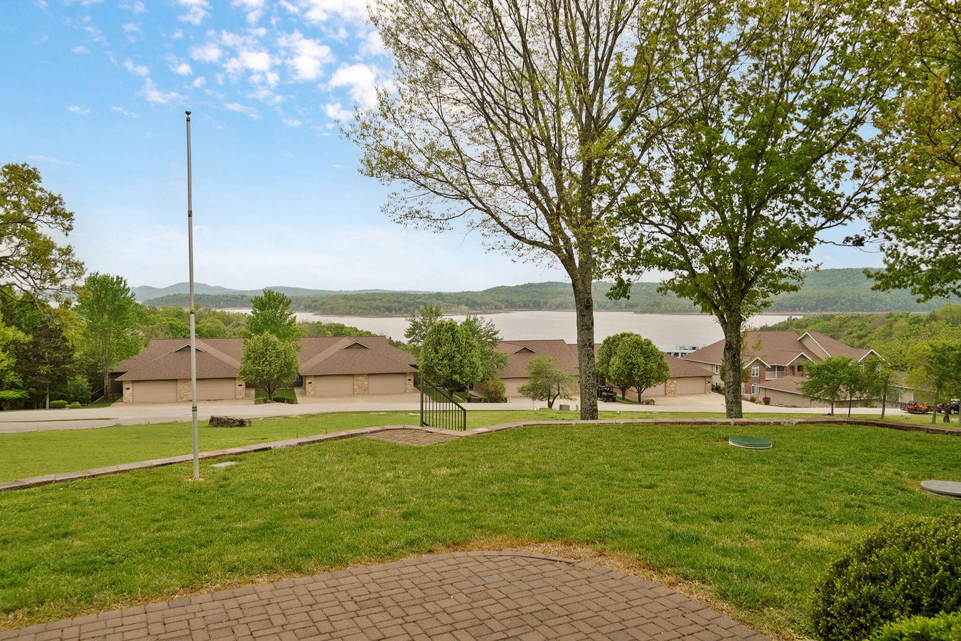 1340 Little Aunts Creek Road, Kimberling City, MO 65686 Backyard