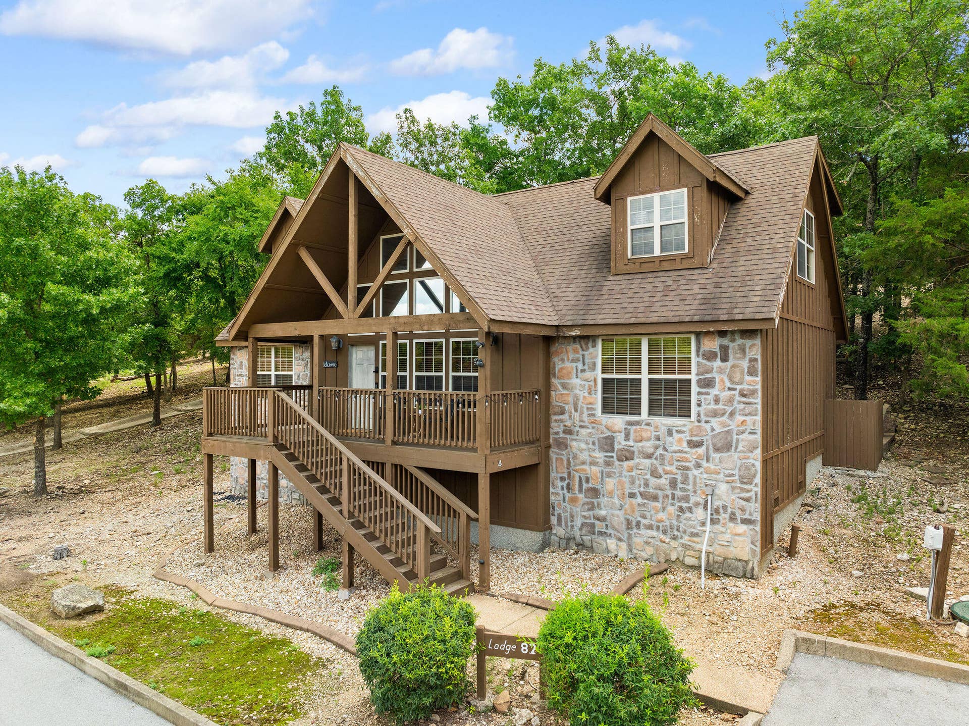 92 Cantwell Lane, #82, Branson West, MO 65737 92 Cantwell, Lodge 82