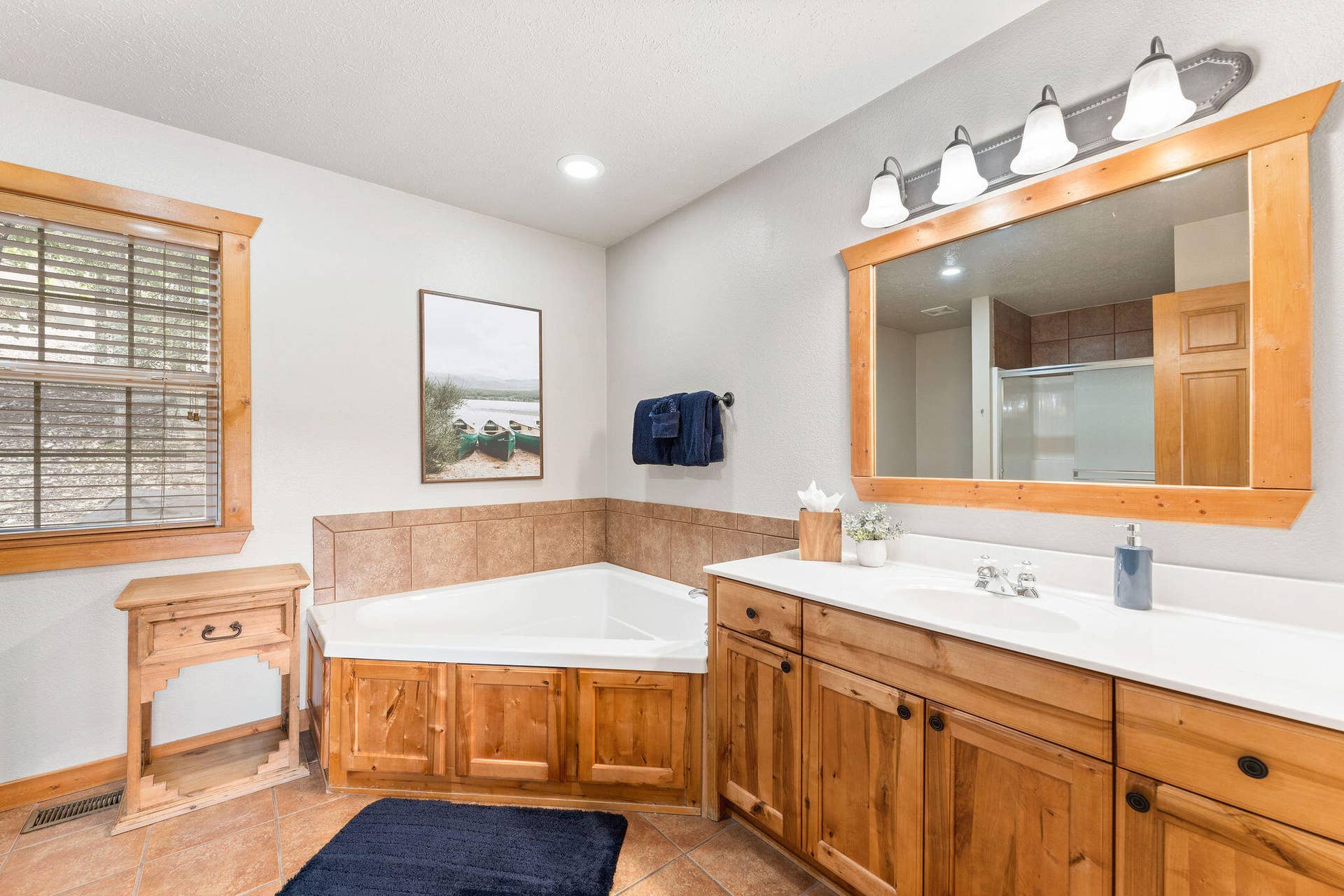 92 Cantwell Lane, #82, Branson West, MO 65737 Bathroom