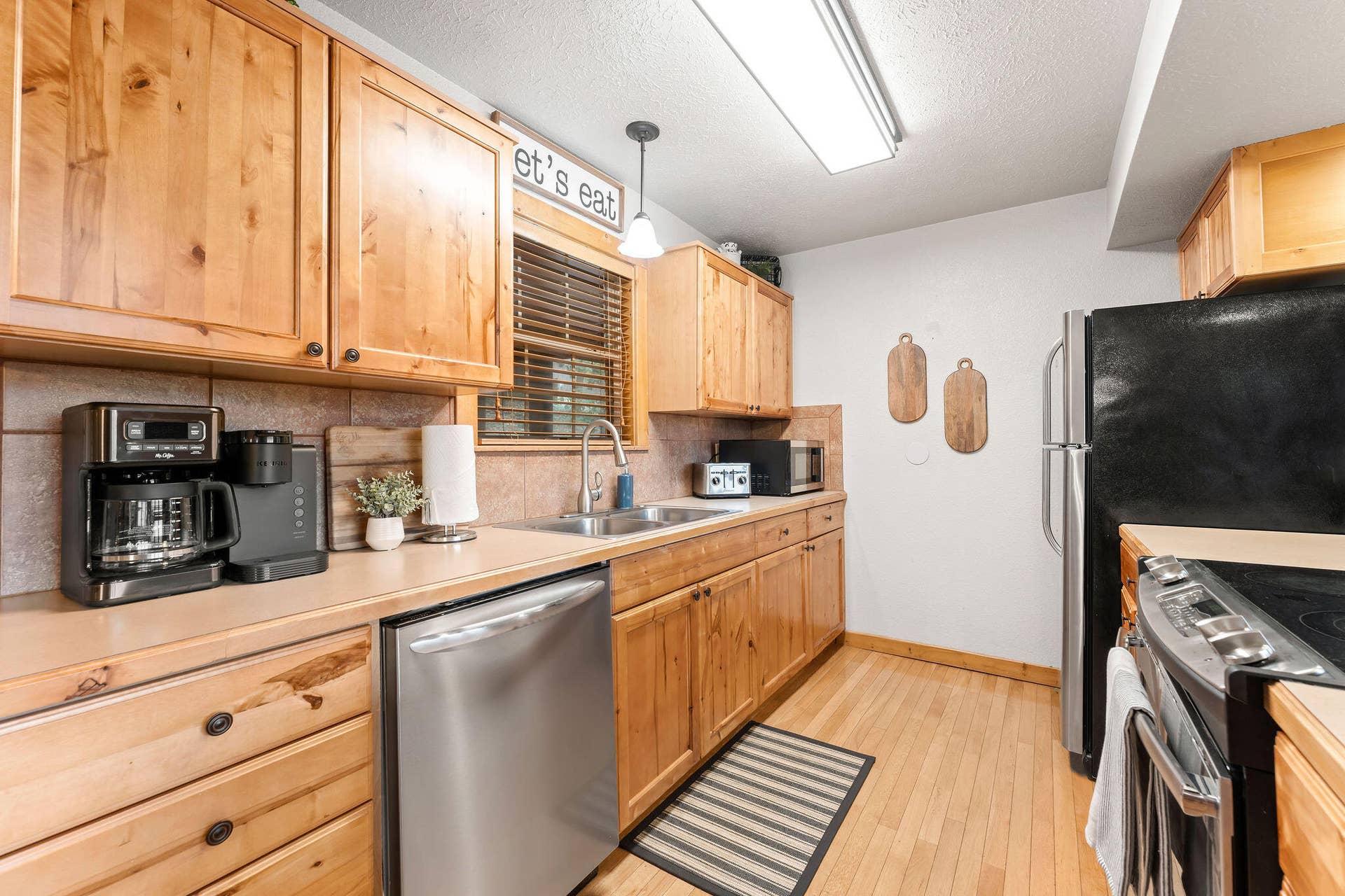 92 Cantwell Lane, #82, Branson West, MO 65737 Kitchen