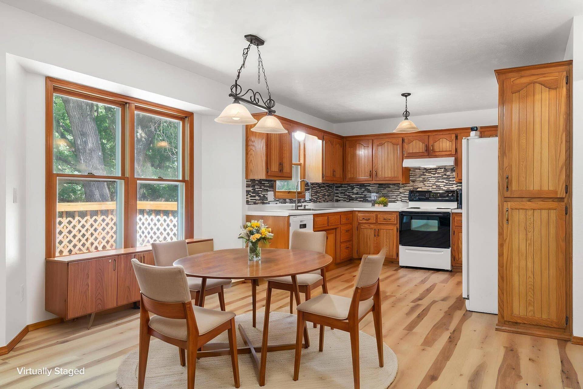 8 Northwoods Drive, Kimberling City, MO 65686 8-Northwoods-Dr-Gather-&-Dine