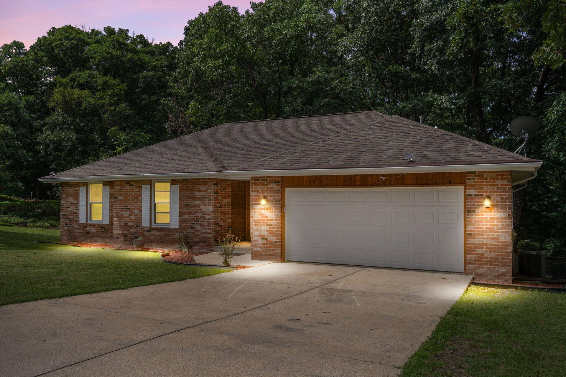 8 Northwoods Drive, Kimberling City, MO 65686 8-Northwoods-Dr-Table-Rock-Home