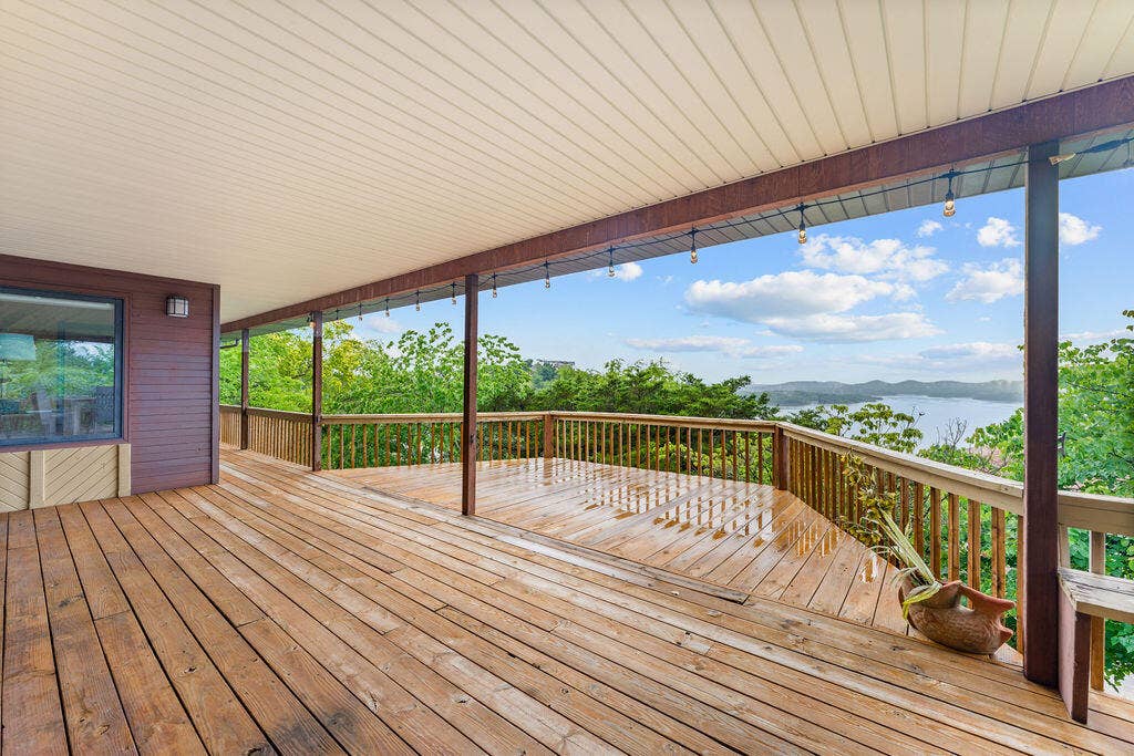 91 Blueview Lane, Kimberling City, MO 65686 Oversized Deck with a View