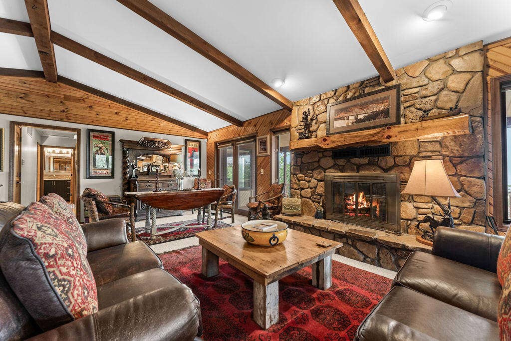 91 Blueview Lane, Kimberling City, MO 65686 Main Level Living Room