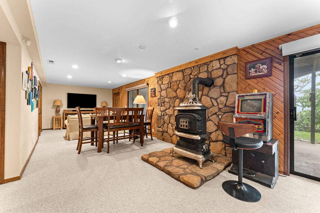 91 Blueview Lane, Kimberling City, MO 65686 Downstairs Living Area