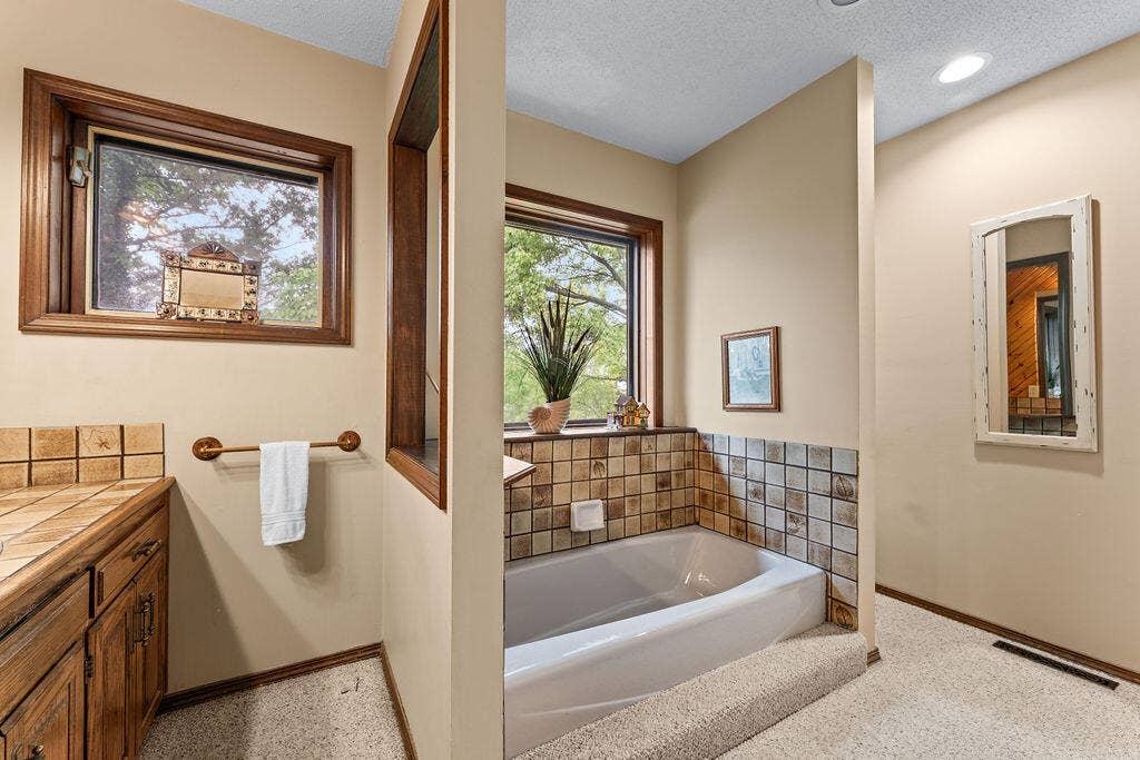 91 Blueview Lane, Kimberling City, MO 65686 Primary En-Suite