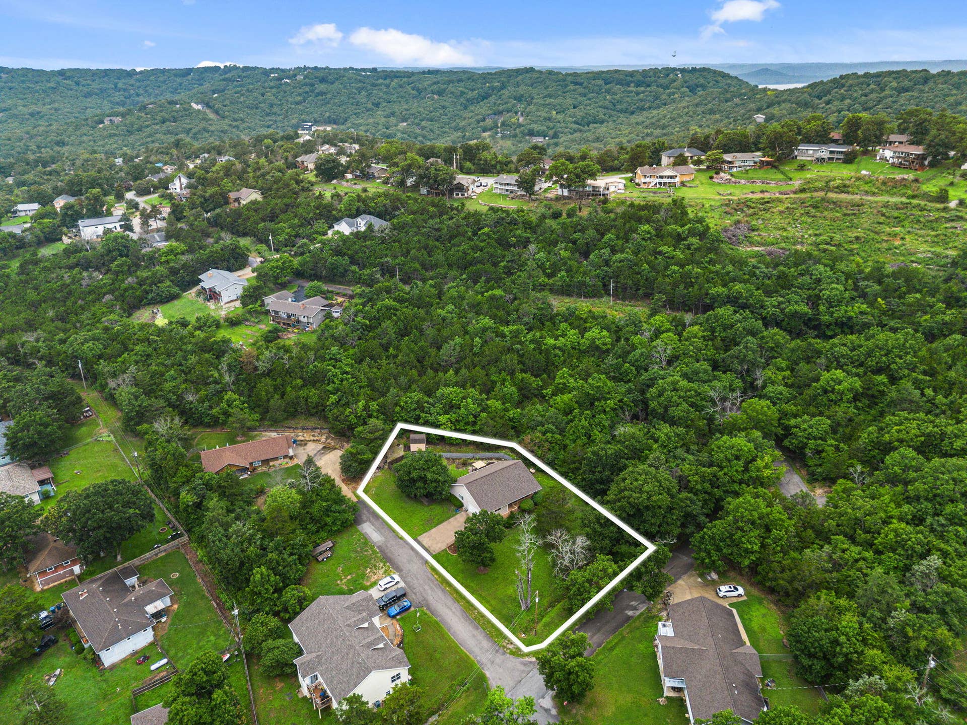24 Elm Drive, Kimberling City, MO 65686 31-web-or-mls-DJI_00241