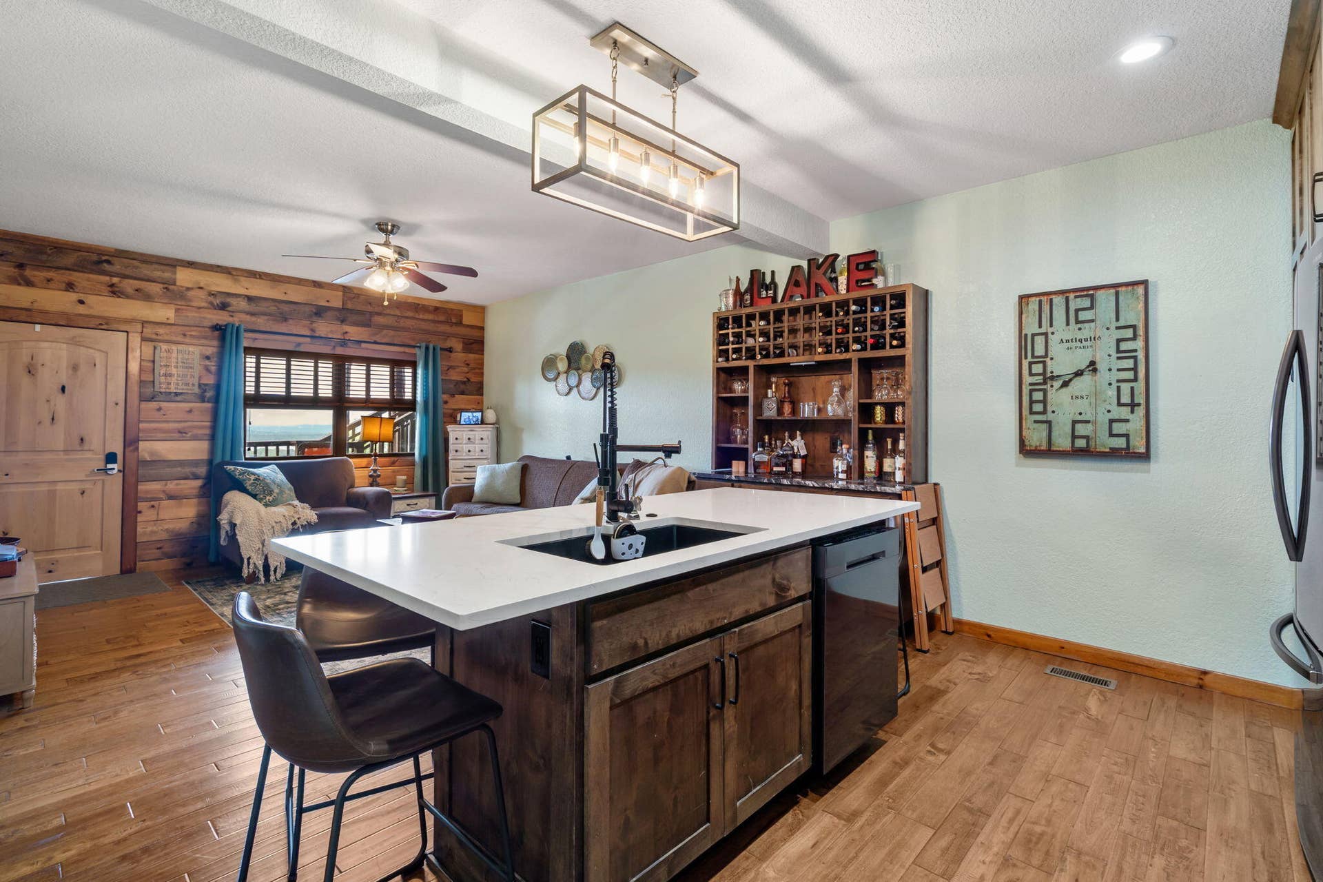 6089 State Hwy Dd, #103, Branson West, MO 65737 6089-St-Hwy-DD-Dining