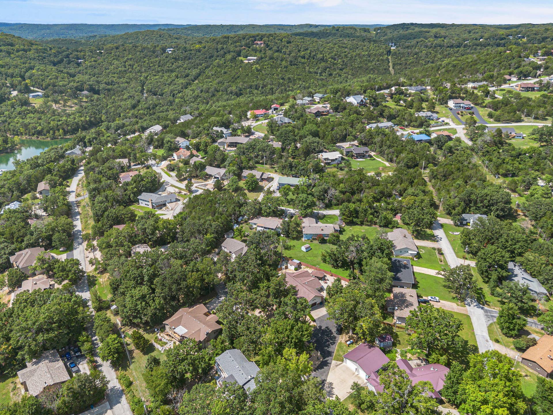 1-Hawthorne-St-Kimberling-Escape