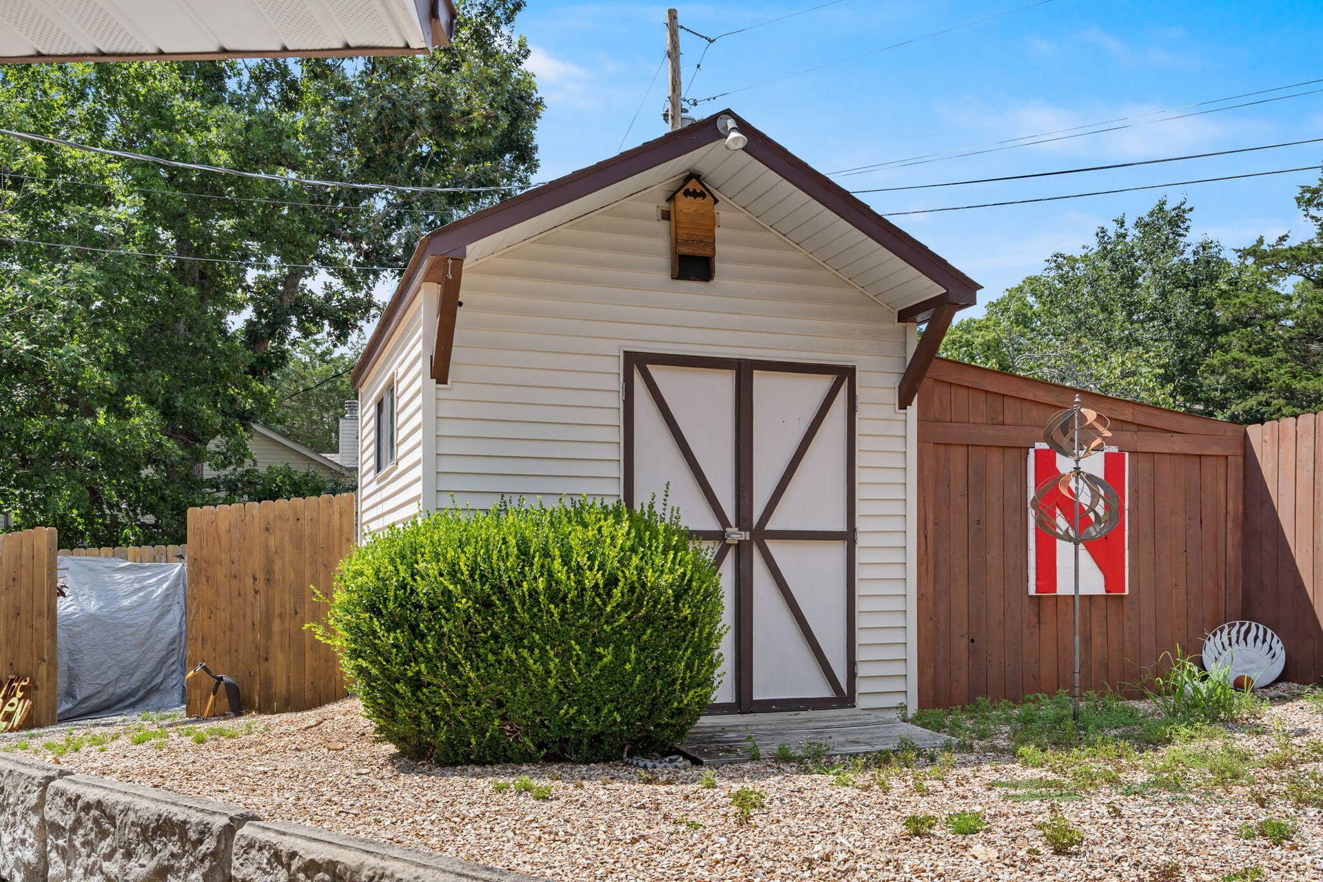 1-Hawthorne-St-Storage-Ready