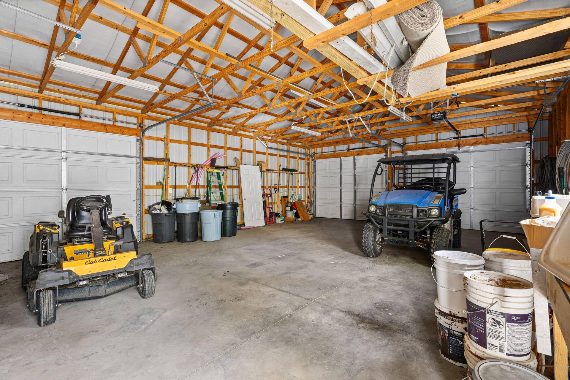 58 Kings Cove Lane, Reeds Spring, MO 65737 58-Kings-Cove-Ln-Garage-Interior