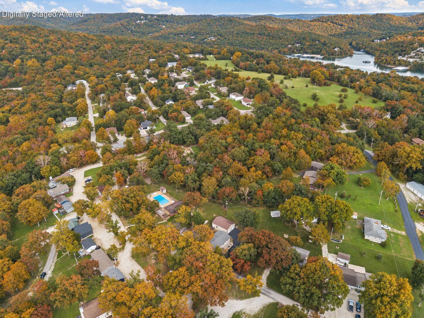 58 Kings Cove Lane, Reeds Spring, MO 65737 58-Kings-Cove-Ln-Lake-Life-Awaits