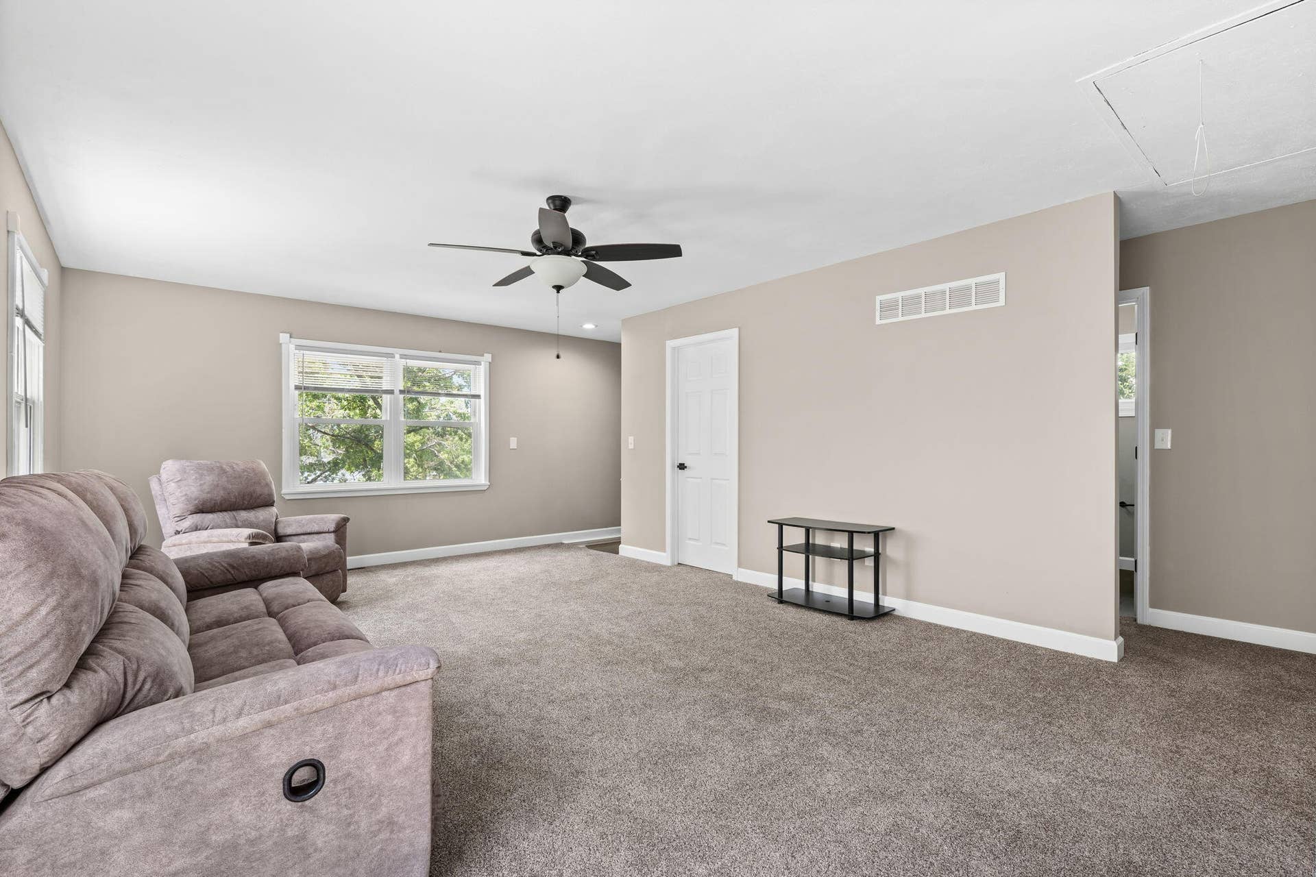 58 Kings Cove Lane, Reeds Spring, MO 65737 58-Kings-Cove-Ln-Relaxation-Spot