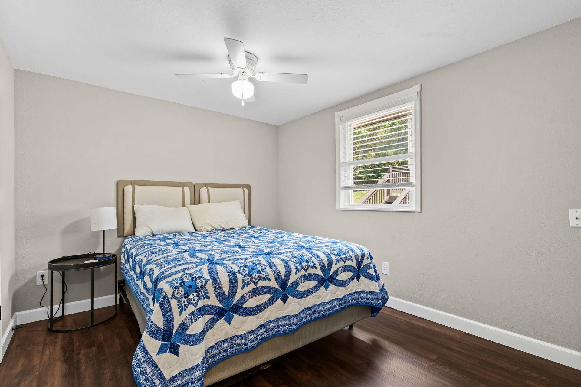 58 Kings Cove Lane, Reeds Spring, MO 65737 58-Kings-Cove-Ln-Cozy-Bedroom