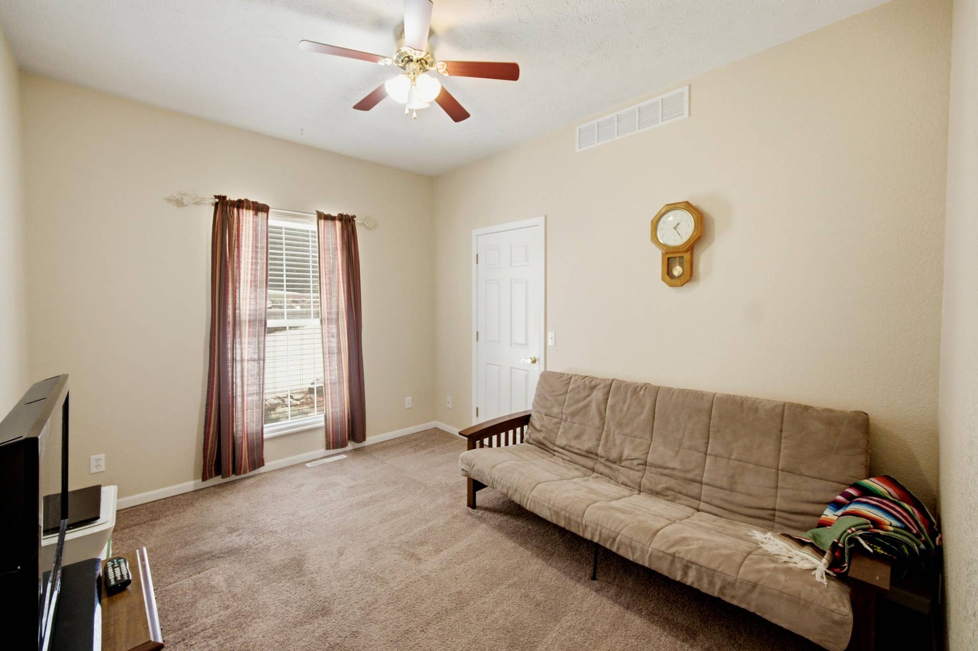 28 Whiterock Lane, Kimberling City, MO 65686 28WhiterockLane_007