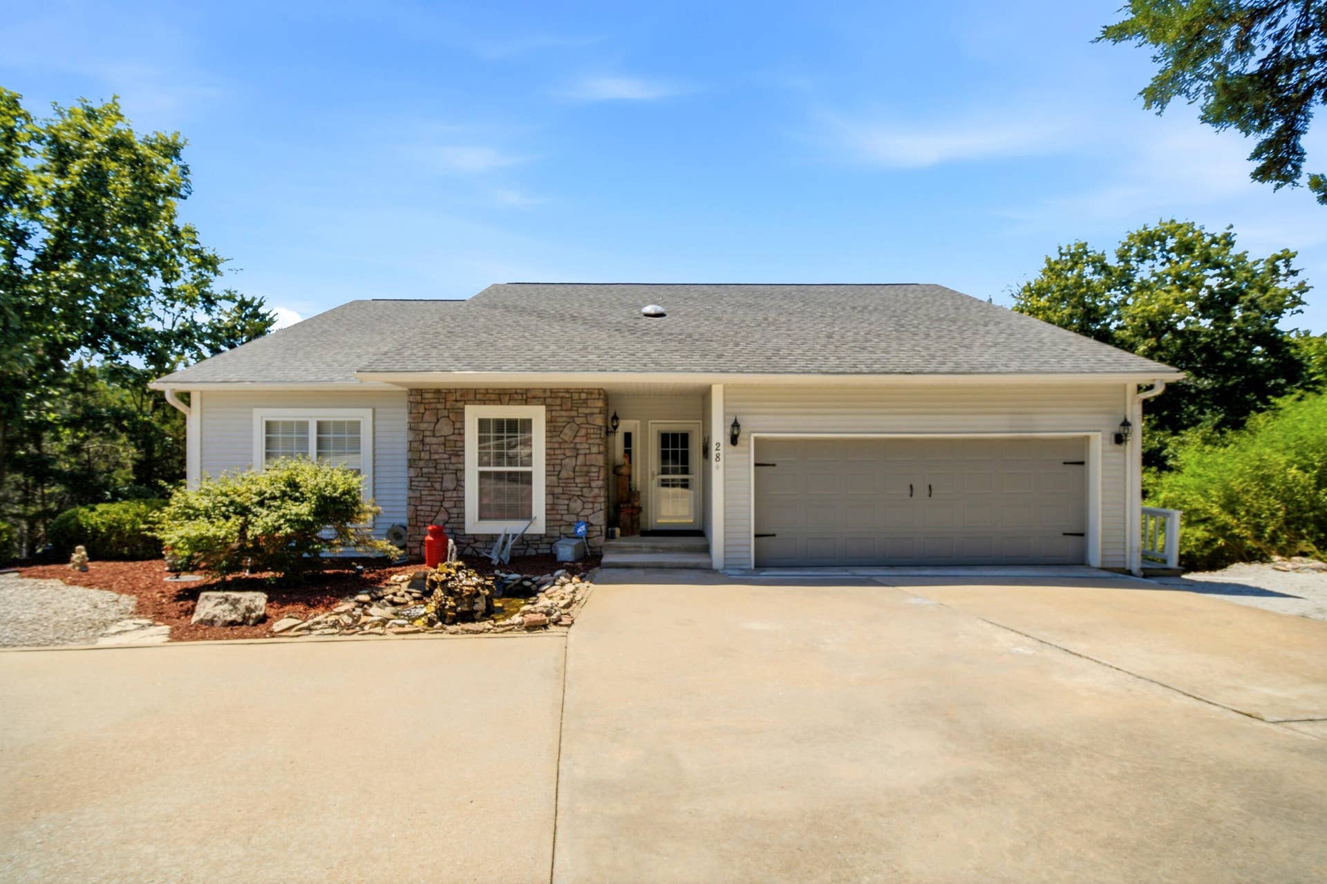 28 Whiterock Lane, Kimberling City, MO 65686 28WhiterockLane_001