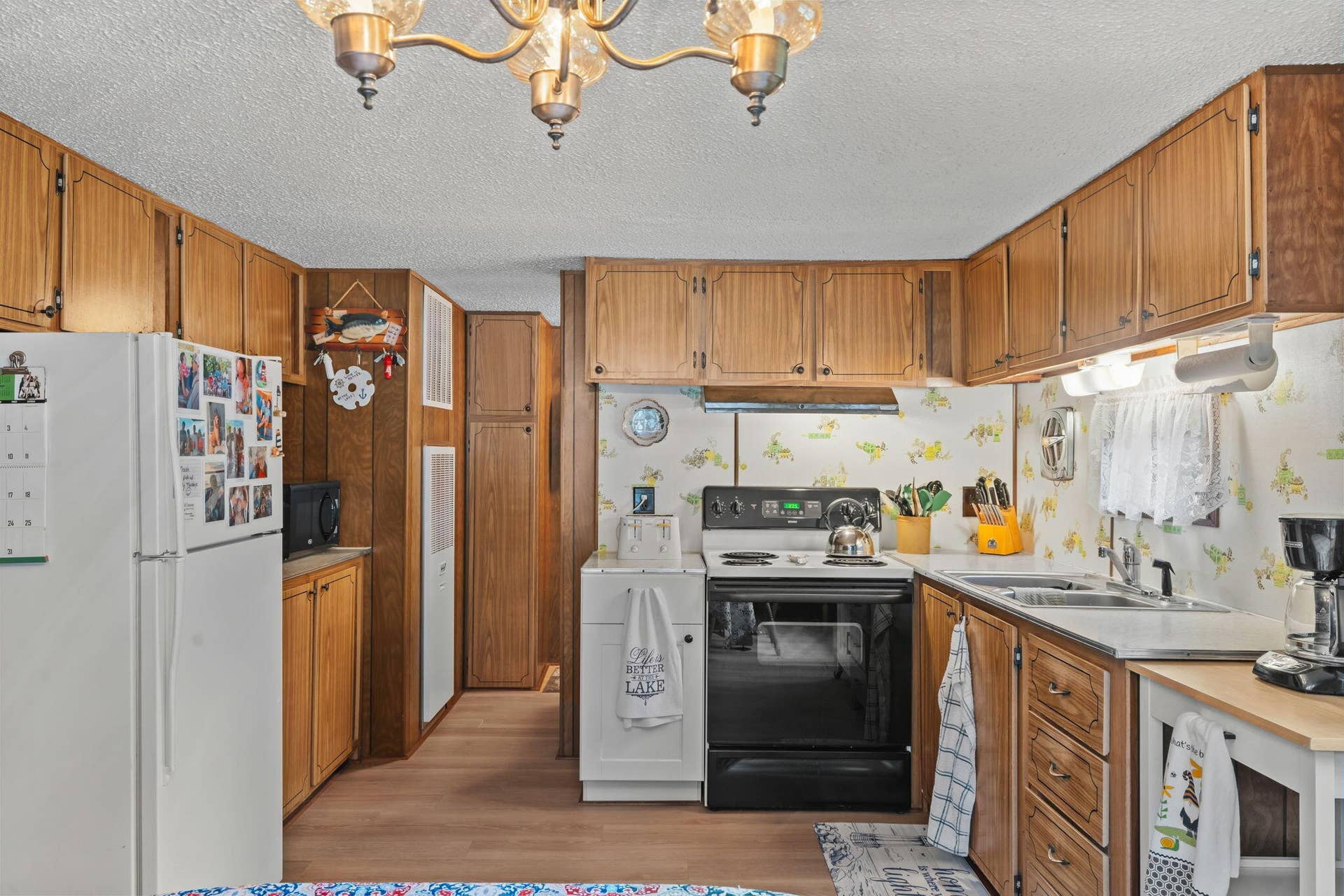 355 Tulip Road, Kimberling City, MO 65686 355-Tulip-Rd-Life-on-the-Lake