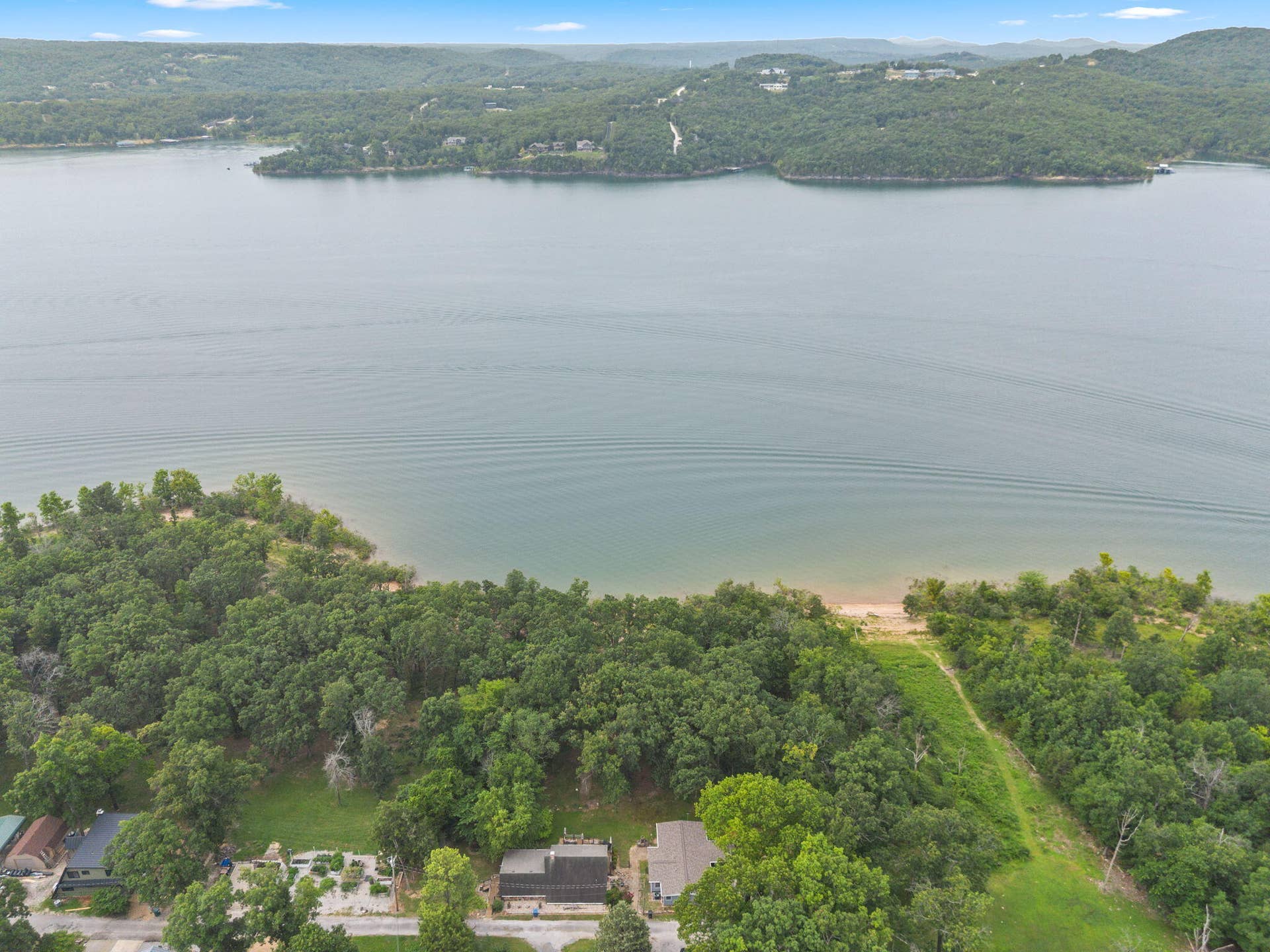 355 Tulip Road, Kimberling City, MO 65686 355-Tulip-Rd-Waterfront-Haven