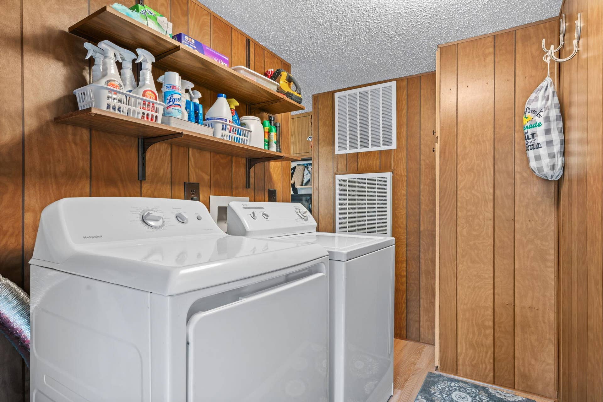 355 Tulip Road, Kimberling City, MO 65686 355-Tulip-Rd-Life-on-the-Lake