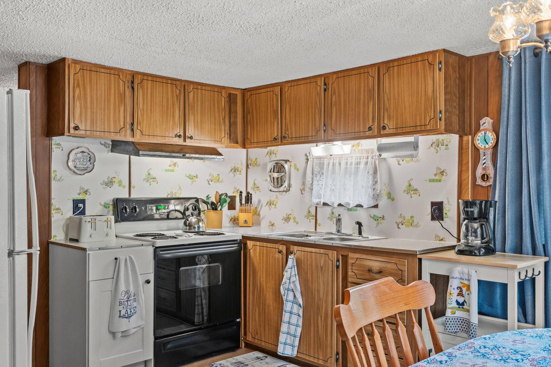 355 Tulip Road, Kimberling City, MO 65686 355-Tulip-Rd-Life-on-the-Lake