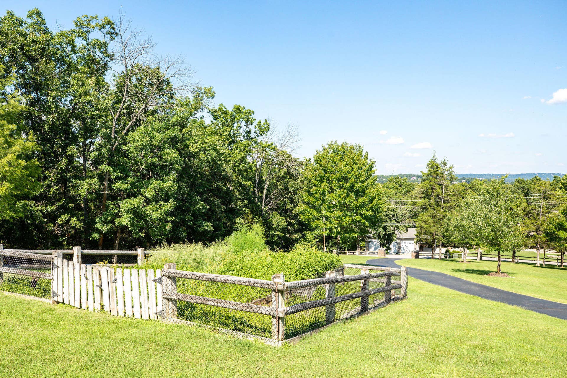 114 Lake Expressway Trail, Branson West, MO 65737 114 Lake Expressway Trail