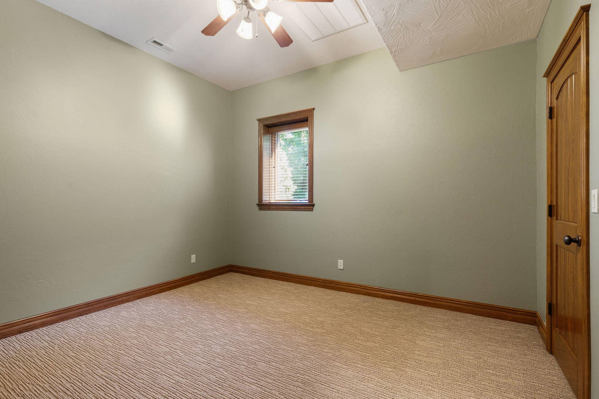114 Lake Expressway Trail, Branson West, MO 65737 114 Lake Expressway Trail