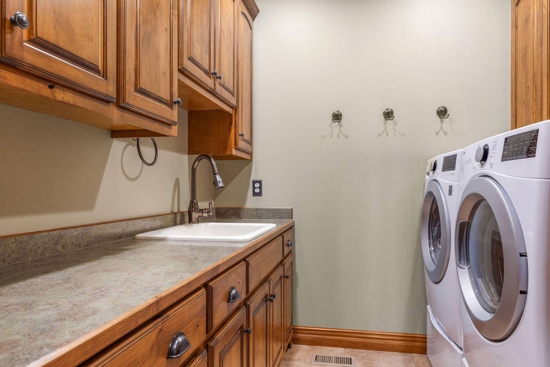 114 Lake Expressway Trail, Branson West, MO 65737 114 Lake Expressway Trail