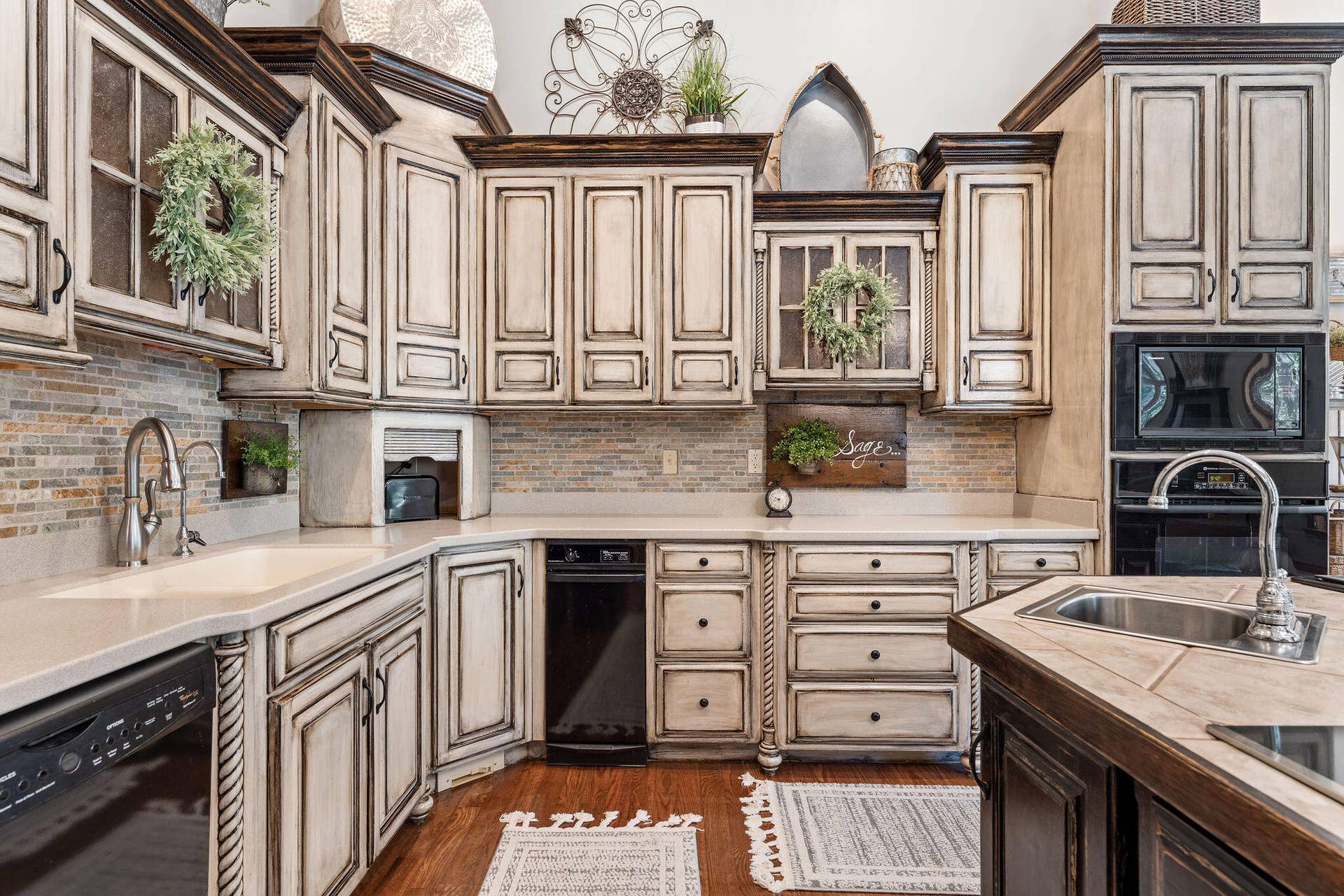 53 Holly Lane, Branson West, MO 65737 Fully Equipped Kitchen