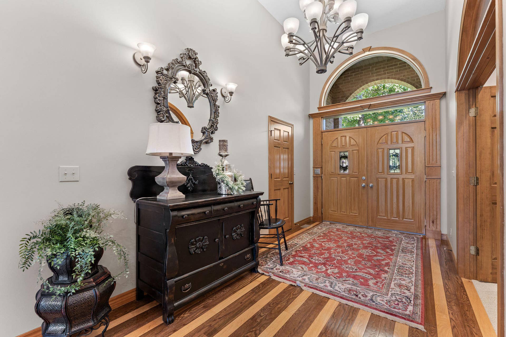 53 Holly Lane, Branson West, MO 65737 Grand Front Door Entrance