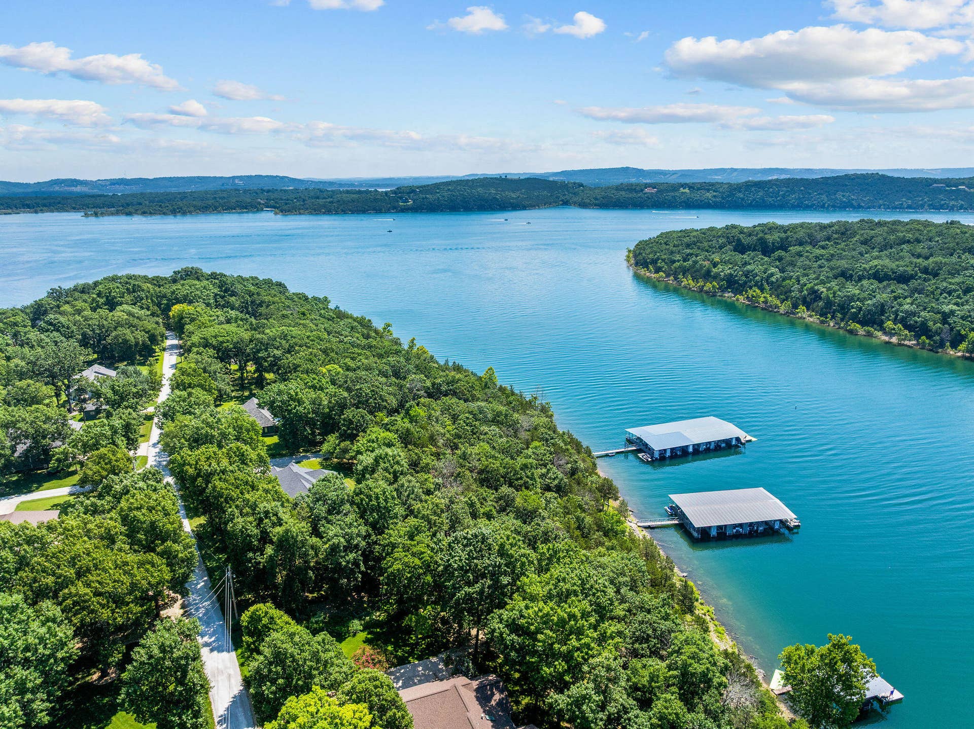53 Holly Lane, Branson West, MO 65737 Tucked Away in a Quiet Cove