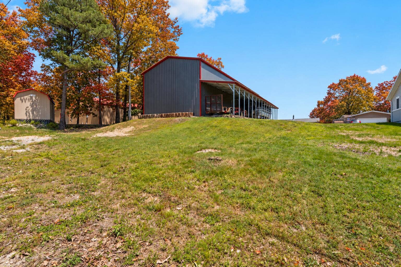 101 Teepee Lane, Kimberling City, MO 65686 Ozarks lakeside property in autumn-6