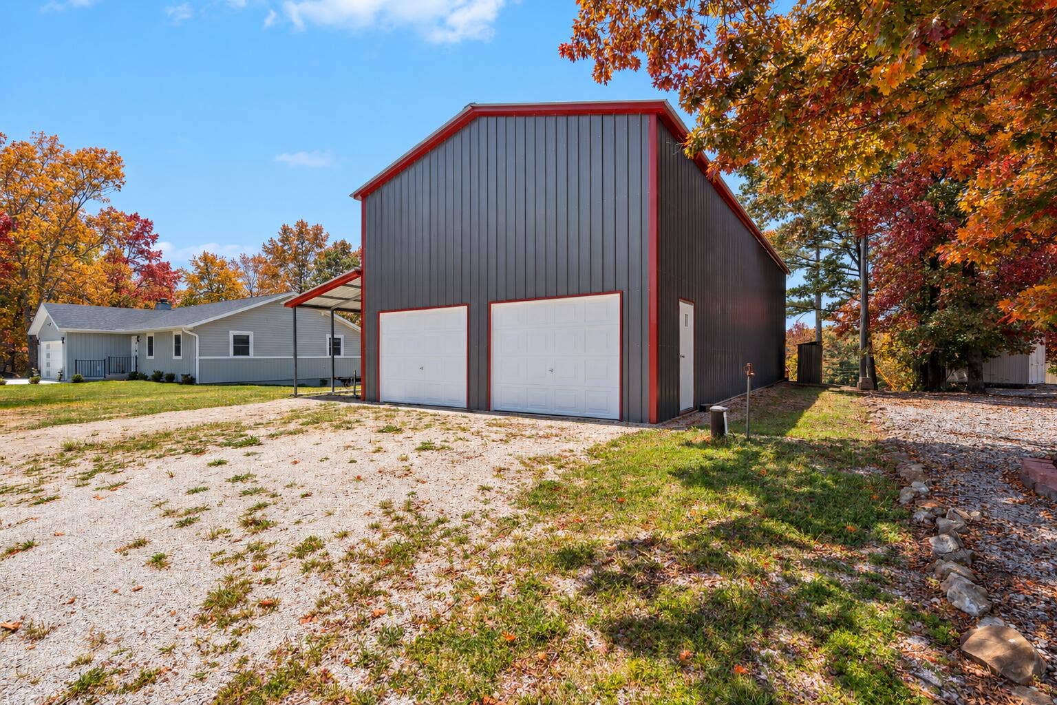 101 Teepee Lane, Kimberling City, MO 65686 Ozarks Lake Home in Autumn-4