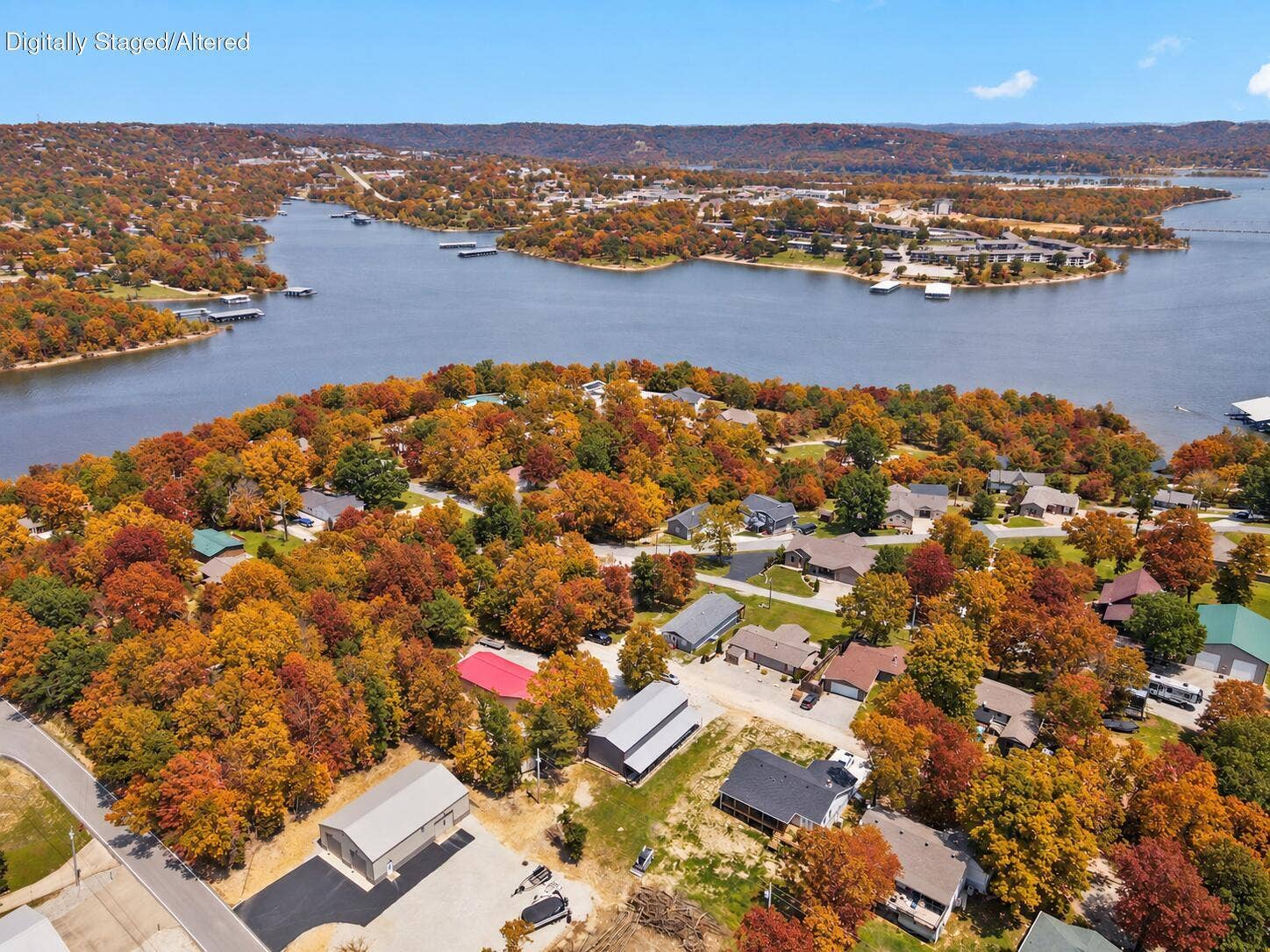 101 Teepee Lane, Kimberling City, MO 65686 Ozarks Lakefront Property in Autumn-11