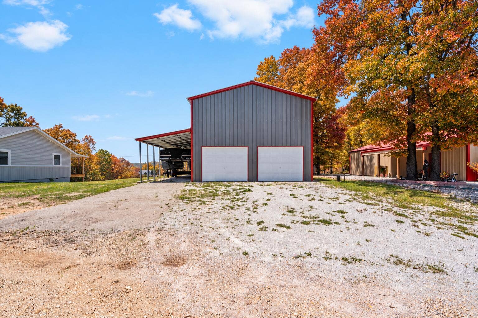 101 Teepee Lane, Kimberling City, MO 65686 Ozarks Home with Autumn Foliage-3