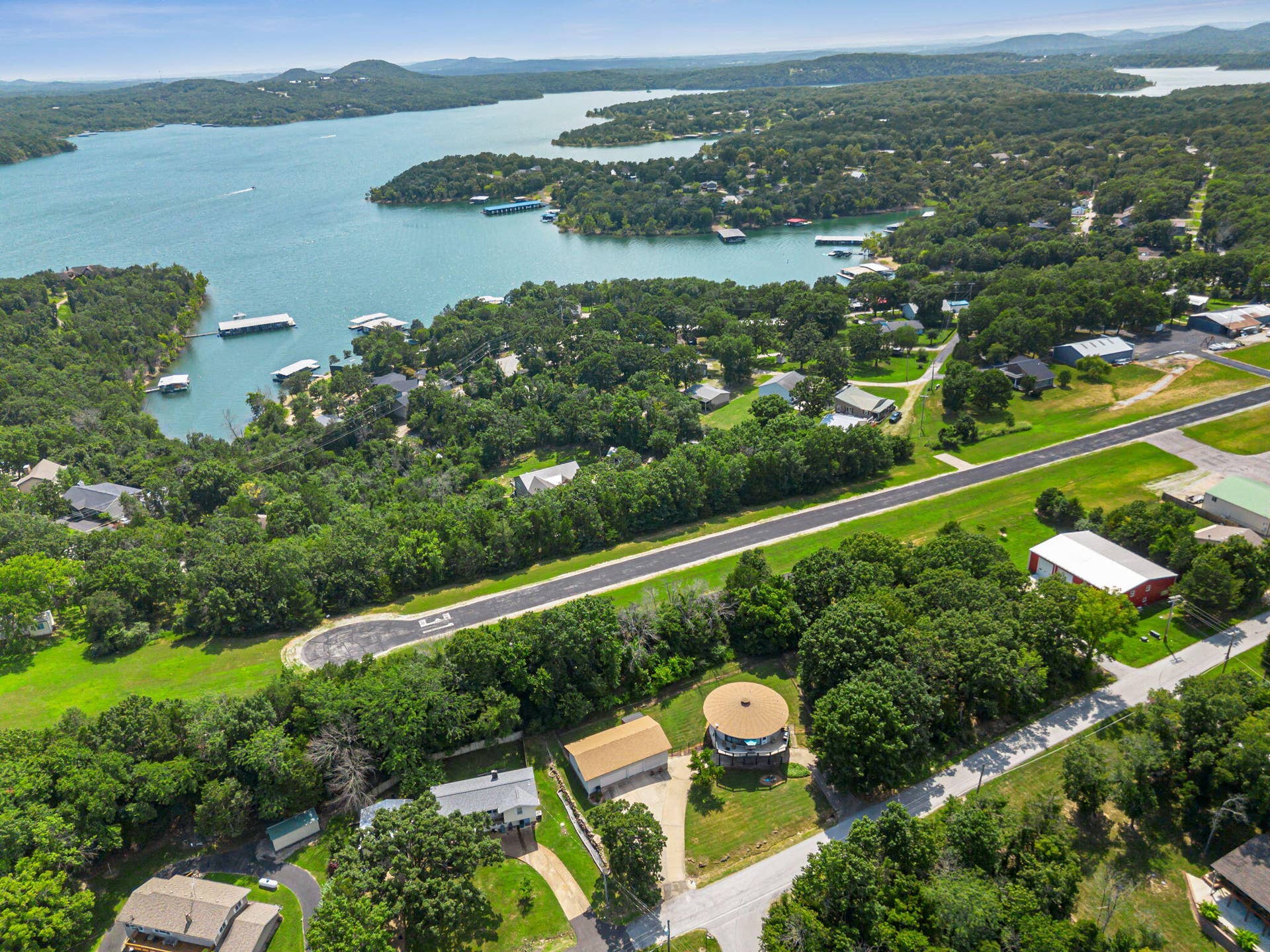 532 Bonanza Drive, Kimberling City, MO 65686 532-Bonanza-Dr-Lake-Close