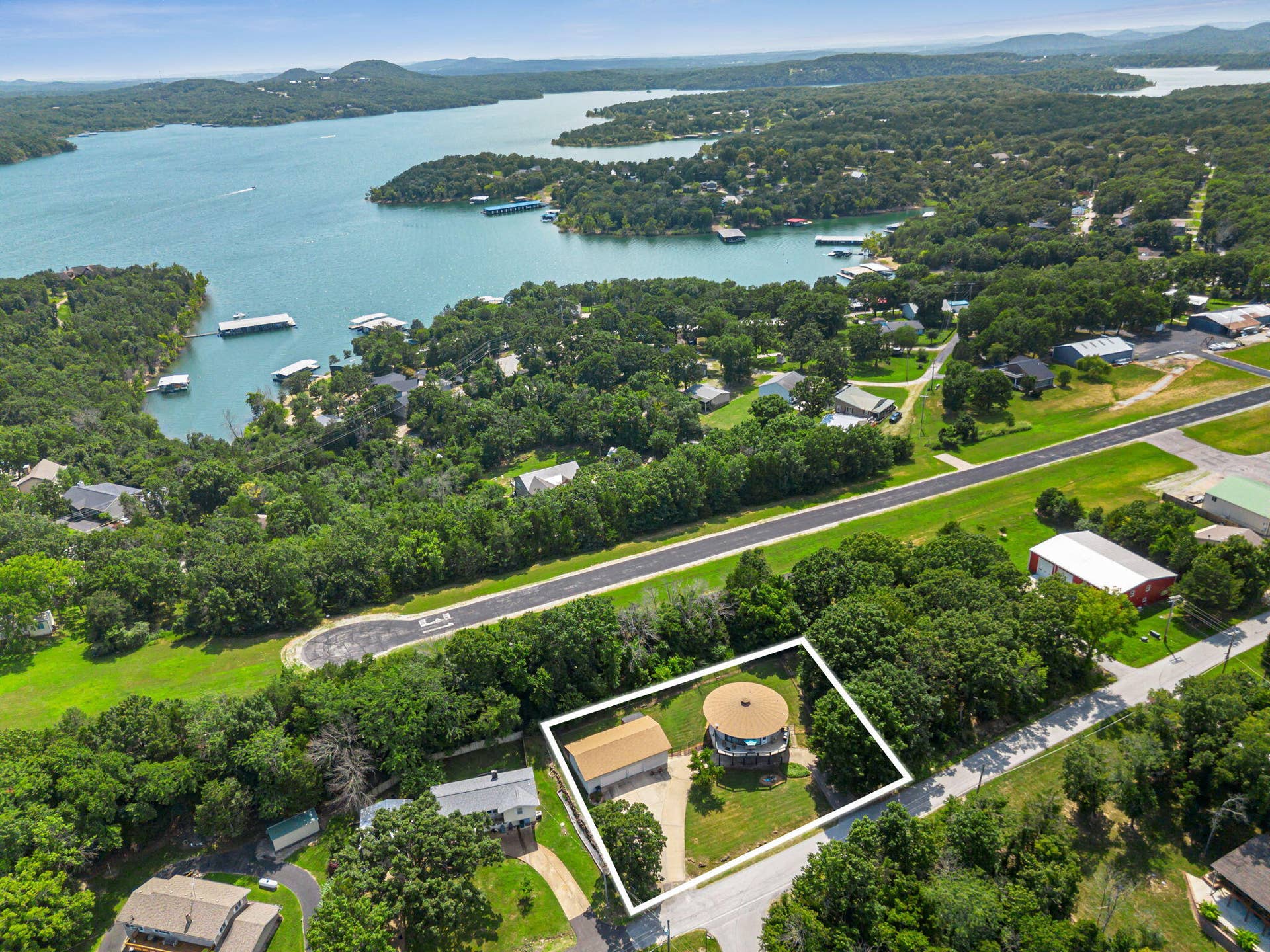 532 Bonanza Drive, Kimberling City, MO 65686 532-Bonanza-Dr-Lake-Close