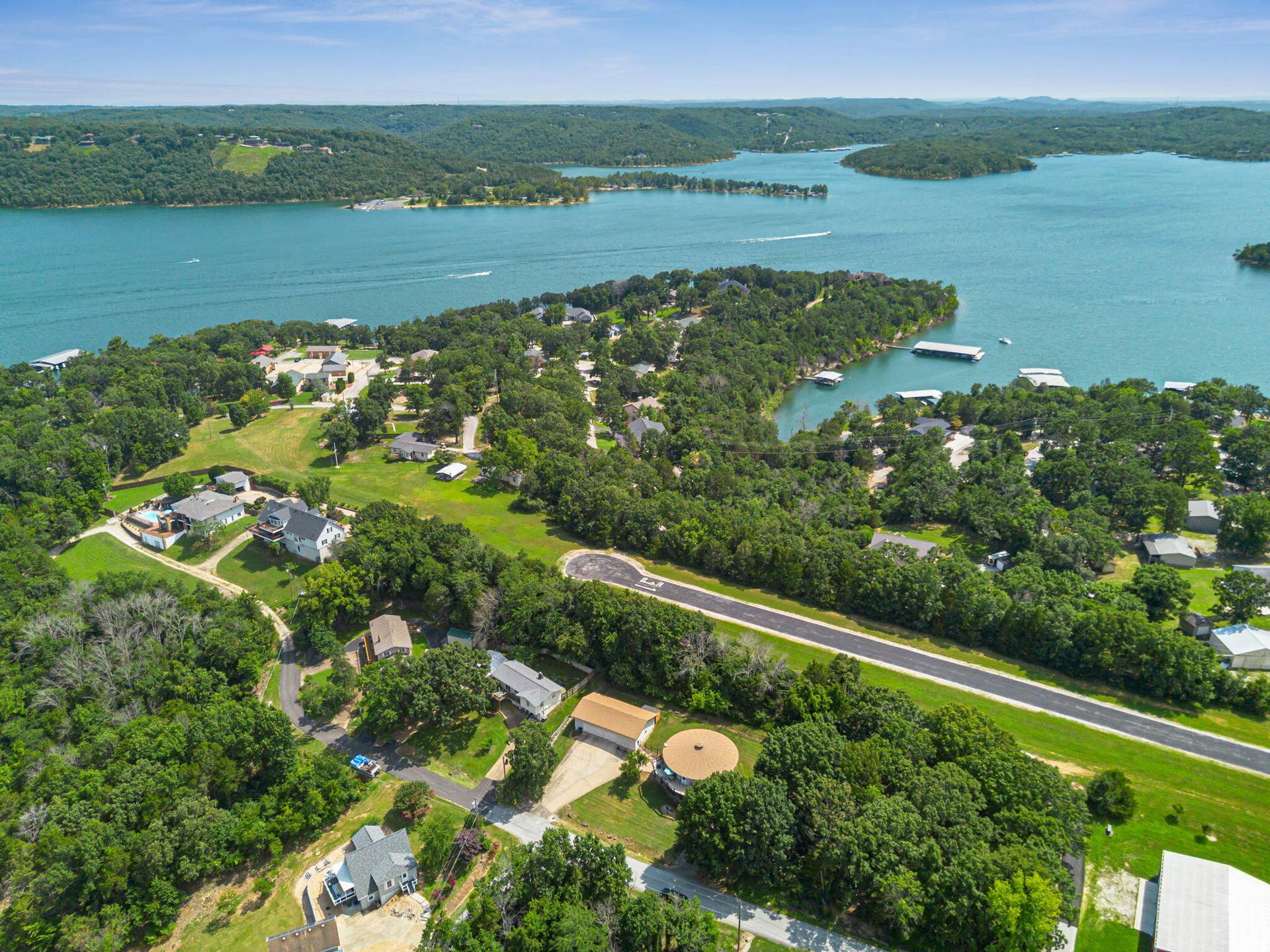 532 Bonanza Drive, Kimberling City, MO 65686 532-Bonanza-Dr-Lake-Close