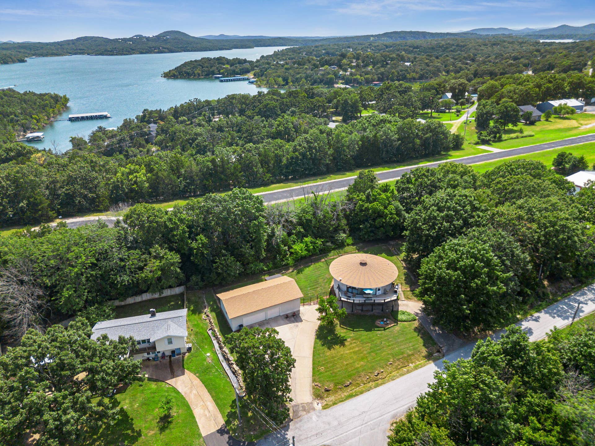532 Bonanza Drive, Kimberling City, MO 65686 532-Bonanza-Dr-Lake-Close