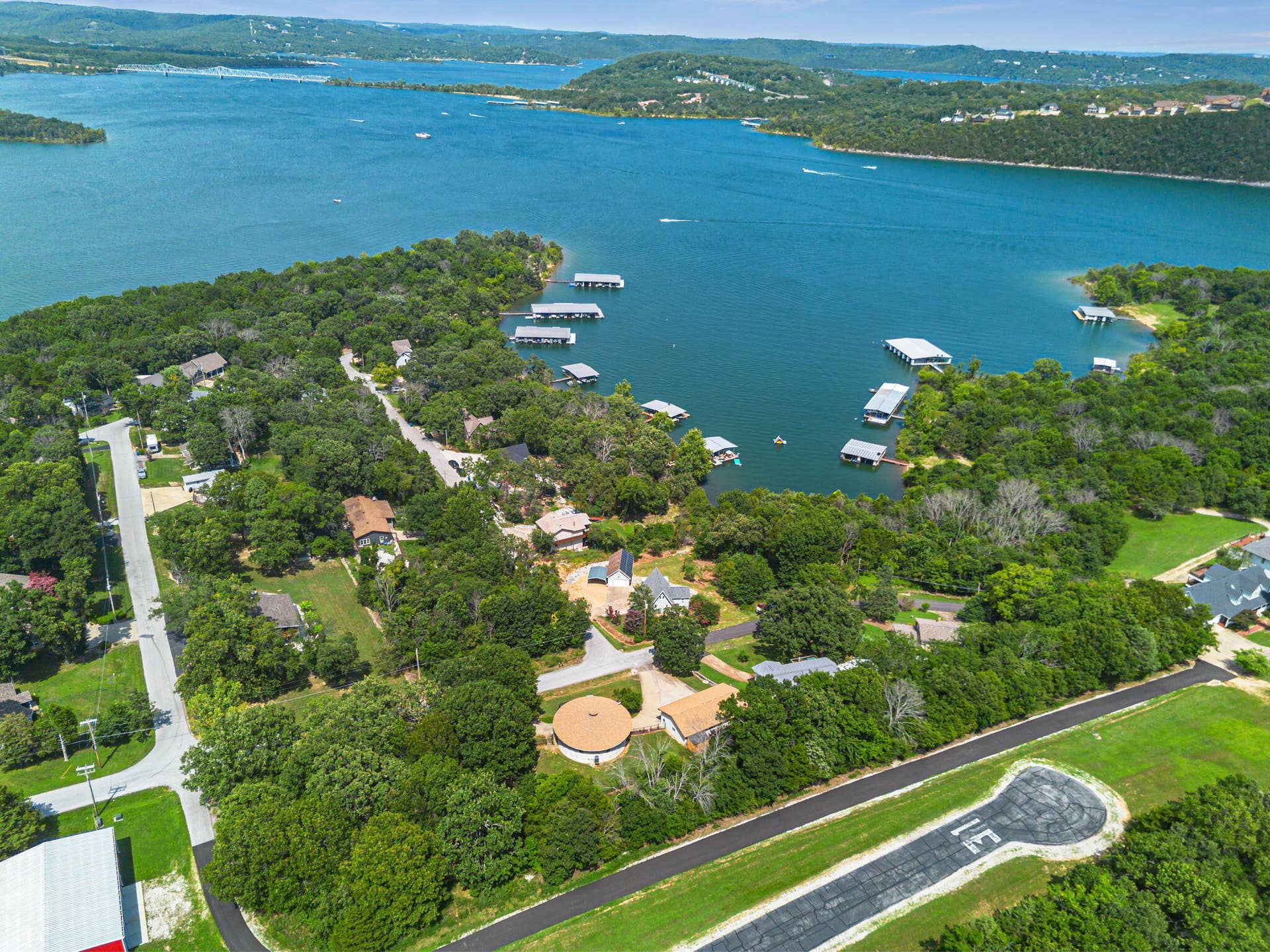 532 Bonanza Drive, Kimberling City, MO 65686 532-Bonanza-Dr-Lake-Close