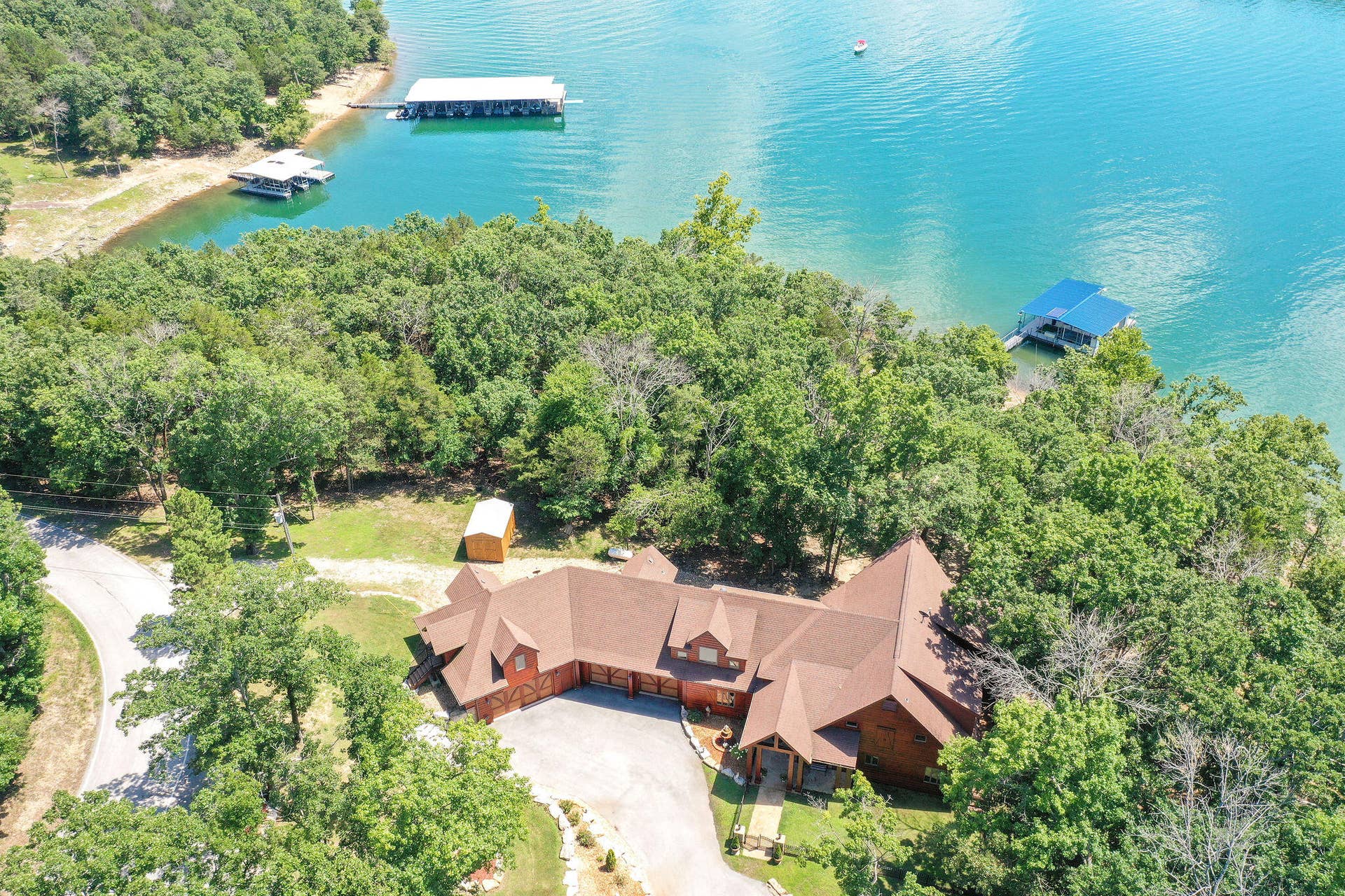 1517 Lake Bluff Drive, Branson West, MO 65737 1517 Lake Bluff Drive