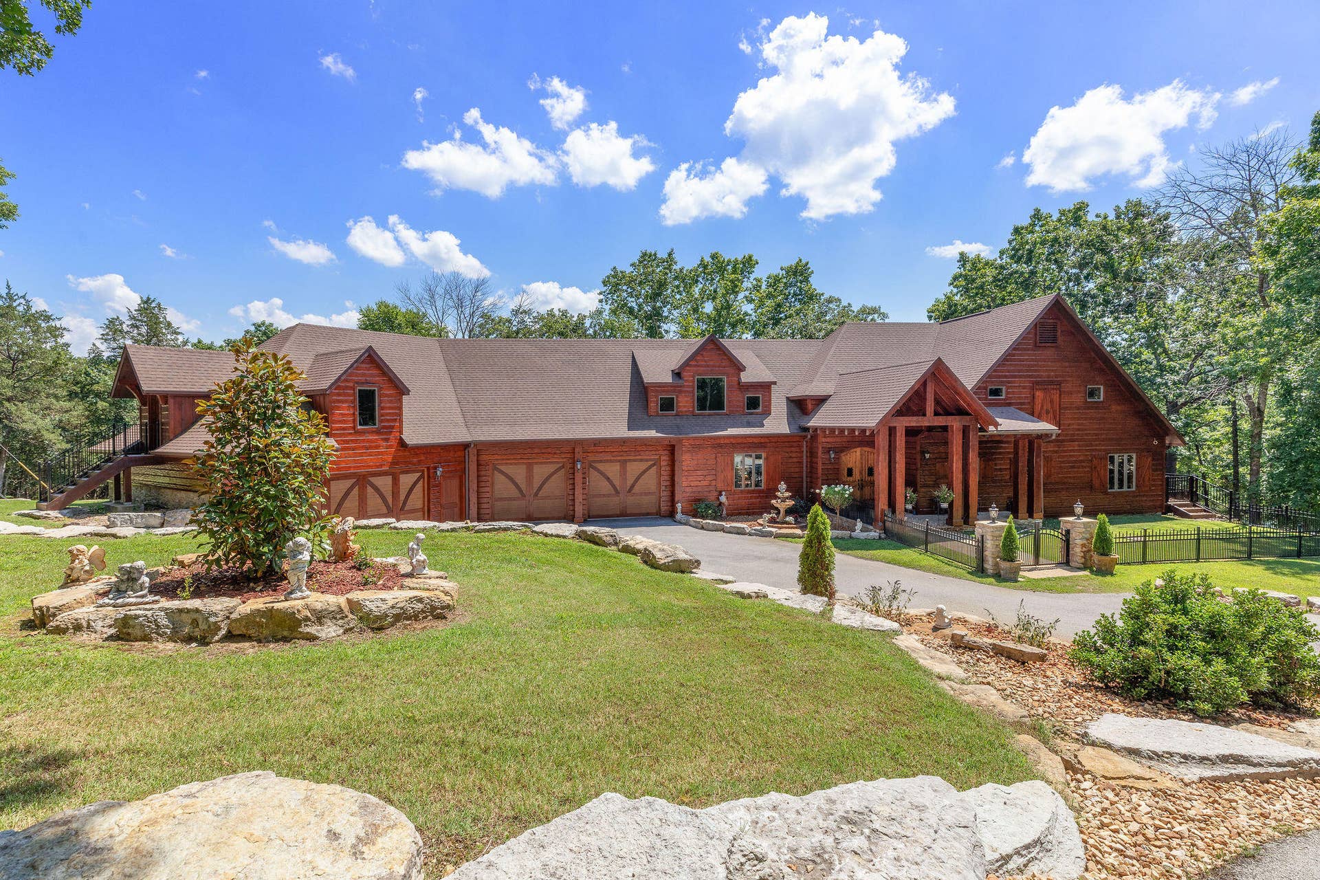 1517 Lake Bluff Drive, Branson West, MO 65737 1517 Lake Bluff Drive