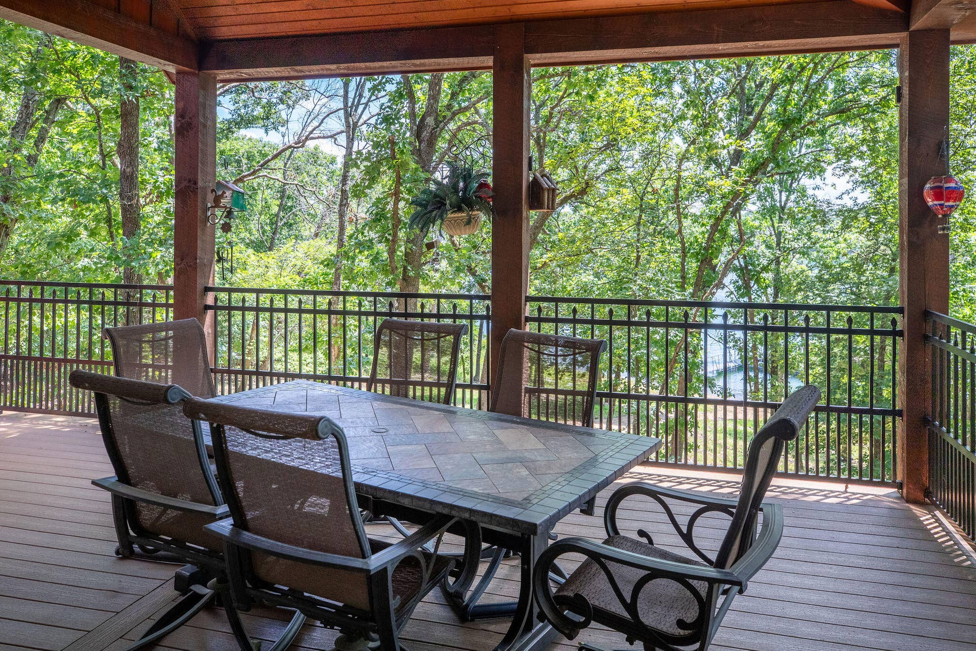 1517 Lake Bluff Drive, Branson West, MO 65737 1517 Lake Bluff Drive