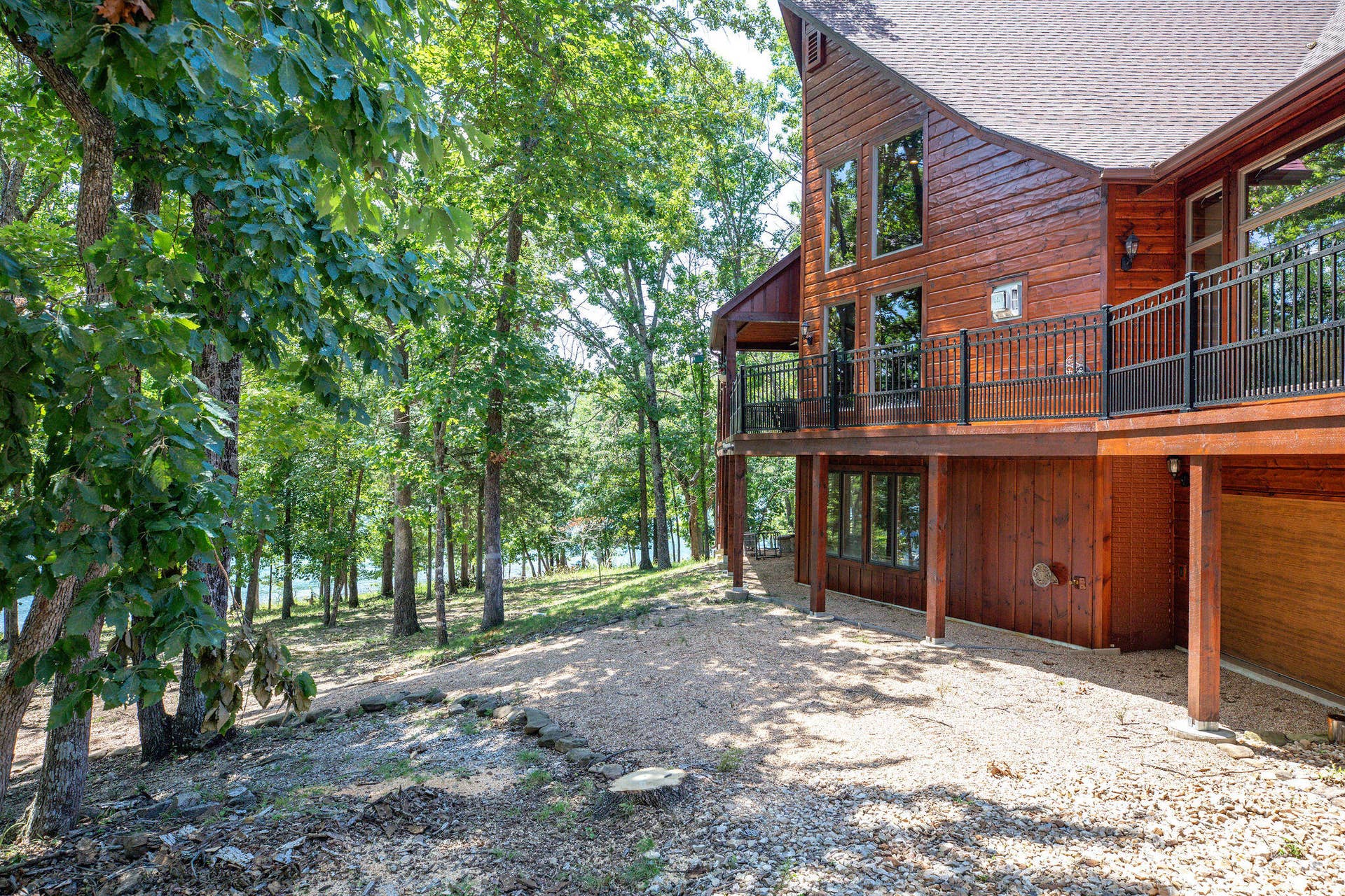 1517 Lake Bluff Drive, Branson West, MO 65737 1517 Lake Bluff Drive