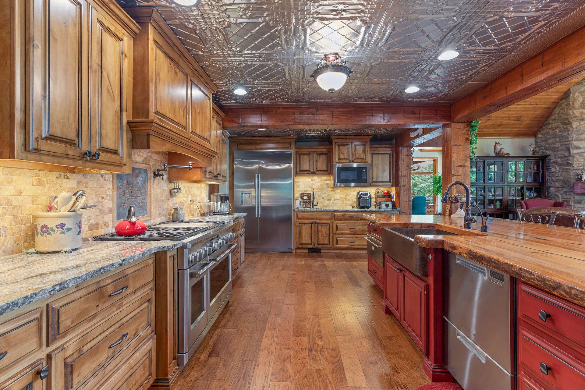 1517 Lake Bluff Drive, Branson West, MO 65737 1517 Lake Bluff Drive