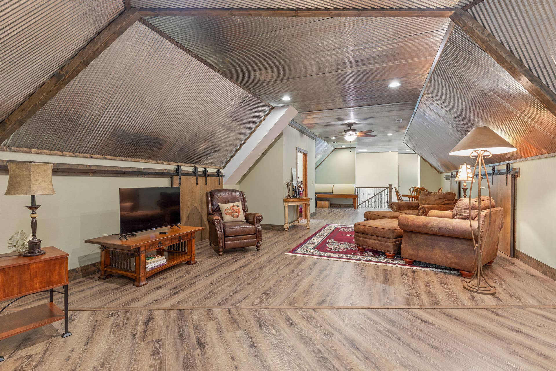 1517 Lake Bluff Drive, Branson West, MO 65737 1517 Lake Bluff Drive