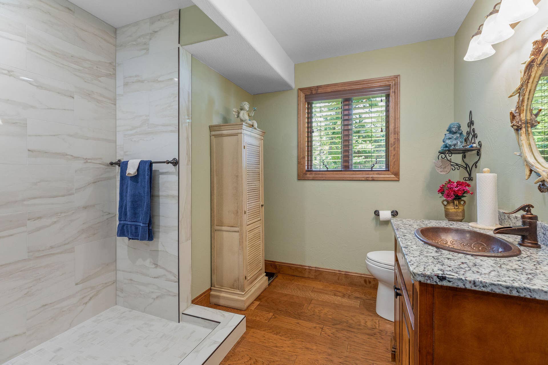 1517 Lake Bluff Drive, Branson West, MO 65737 1517 Lake Bluff Drive