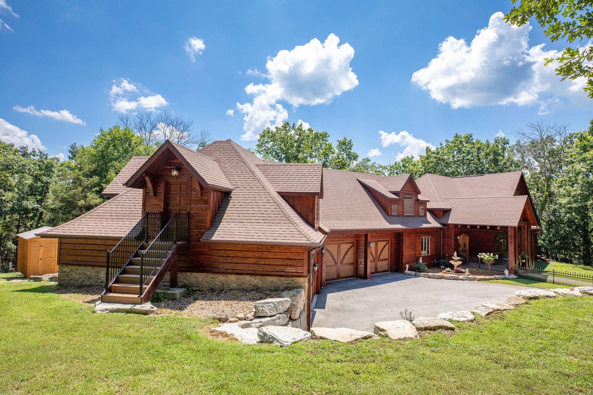 1517 Lake Bluff Drive, Branson West, MO 65737 1517 Lake Bluff Drive