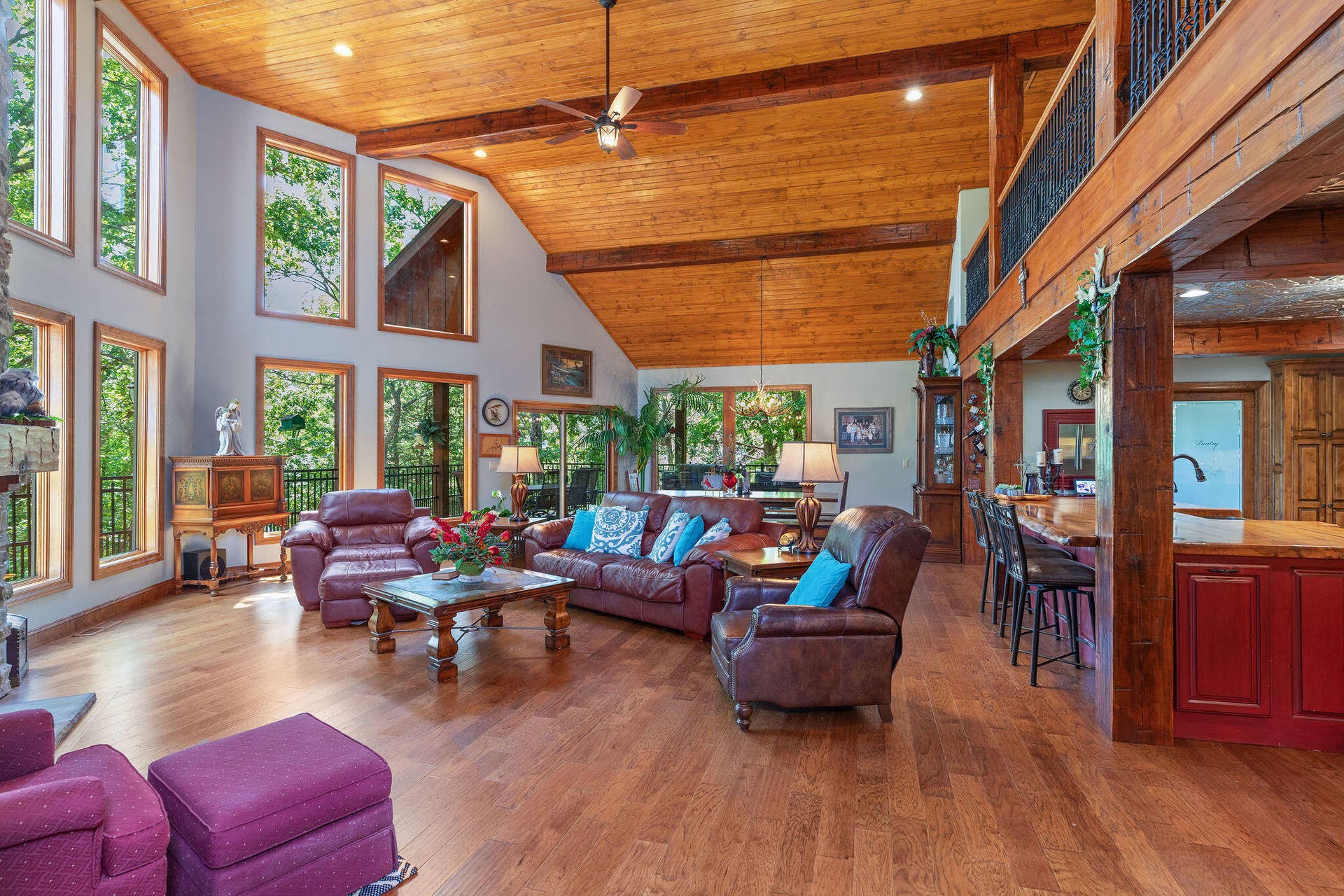 1517 Lake Bluff Drive, Branson West, MO 65737 1517 Lake Bluff Drive