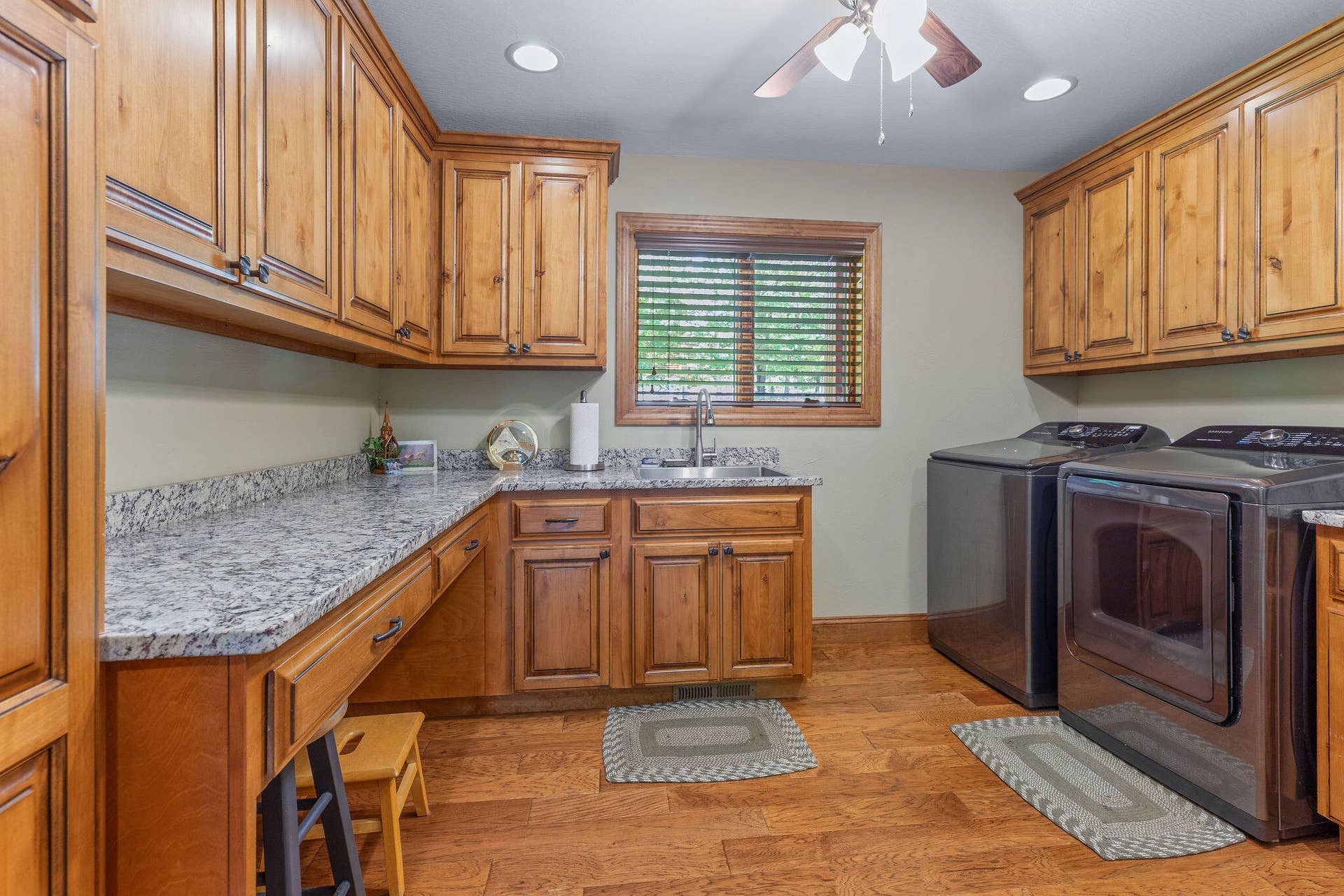 1517 Lake Bluff Drive, Branson West, MO 65737 1517 Lake Bluff Drive